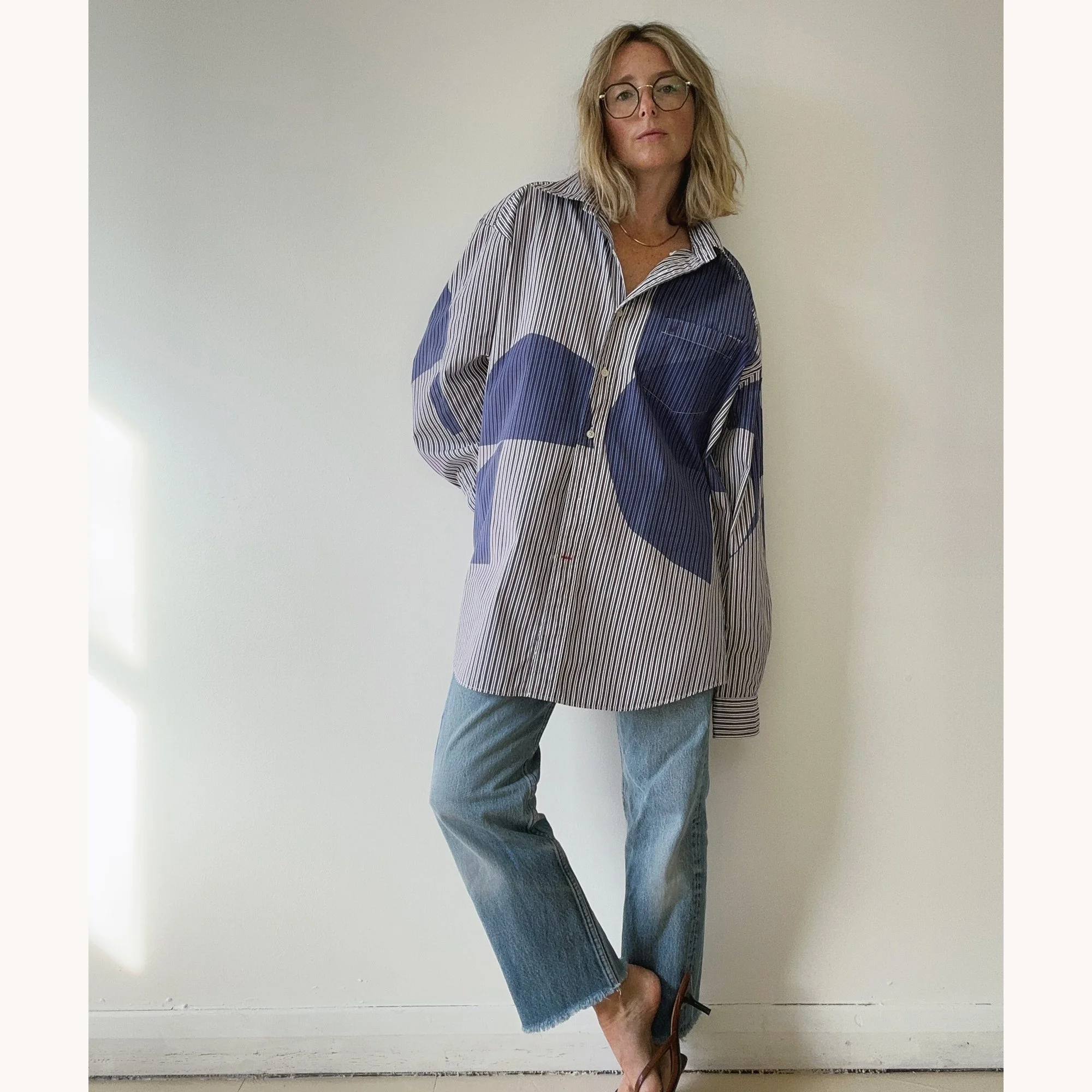 Domme-shirt-lifestyle5.jpg