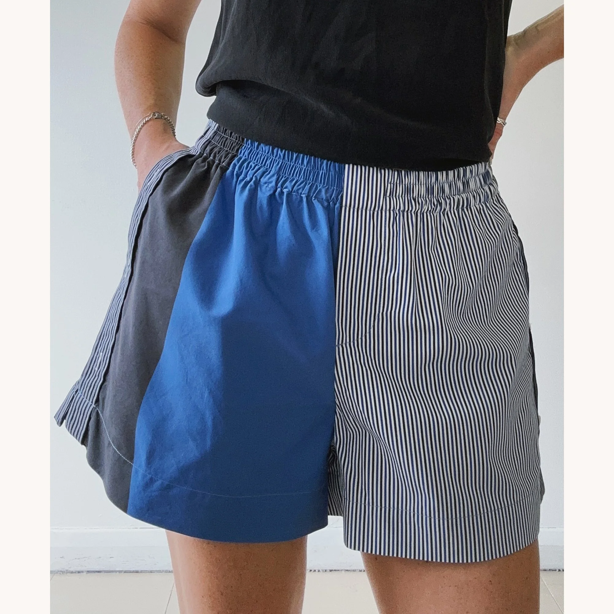 Rita-short-030S-lifestyle6.jpg
