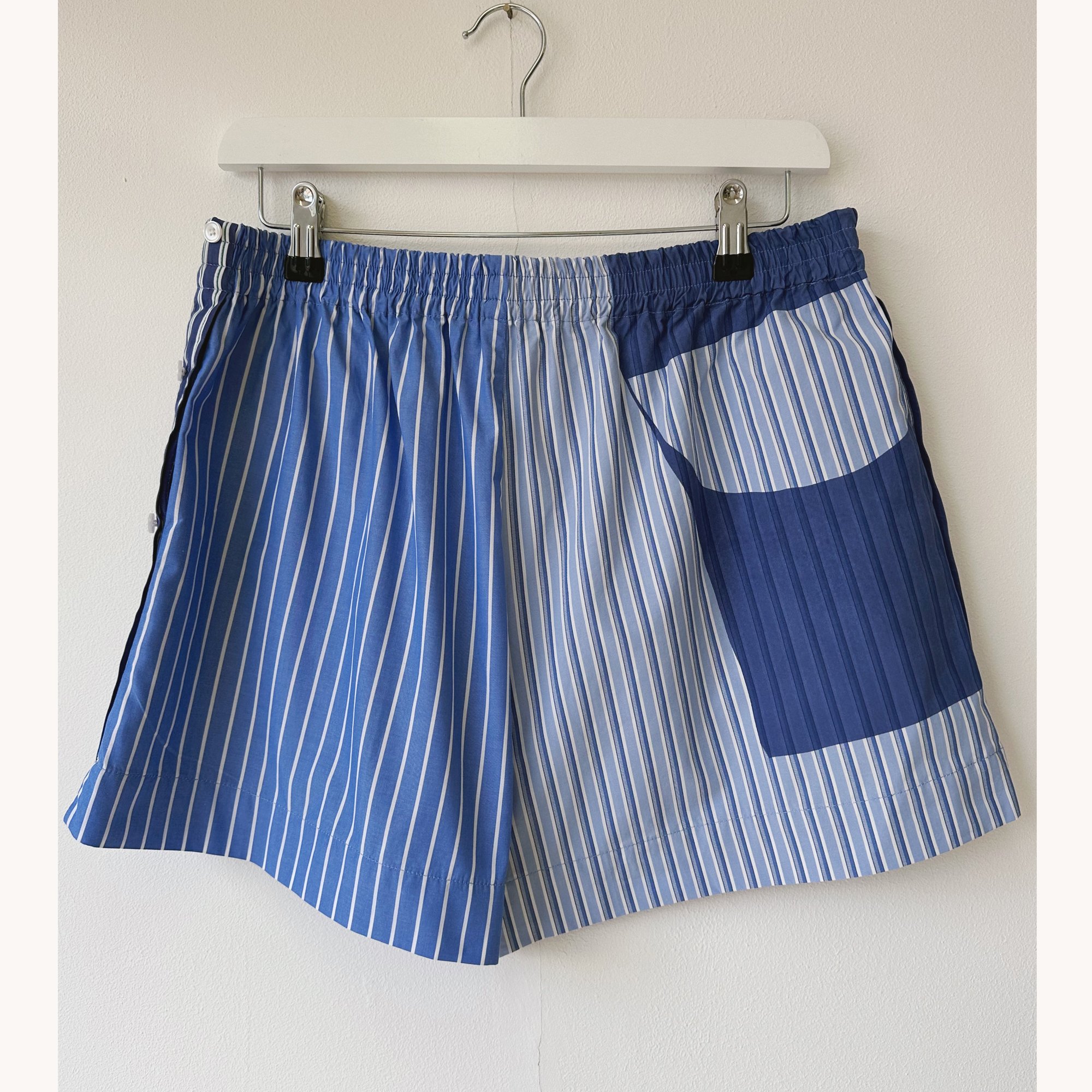 Rita-short-041L-lifestyle2.jpg