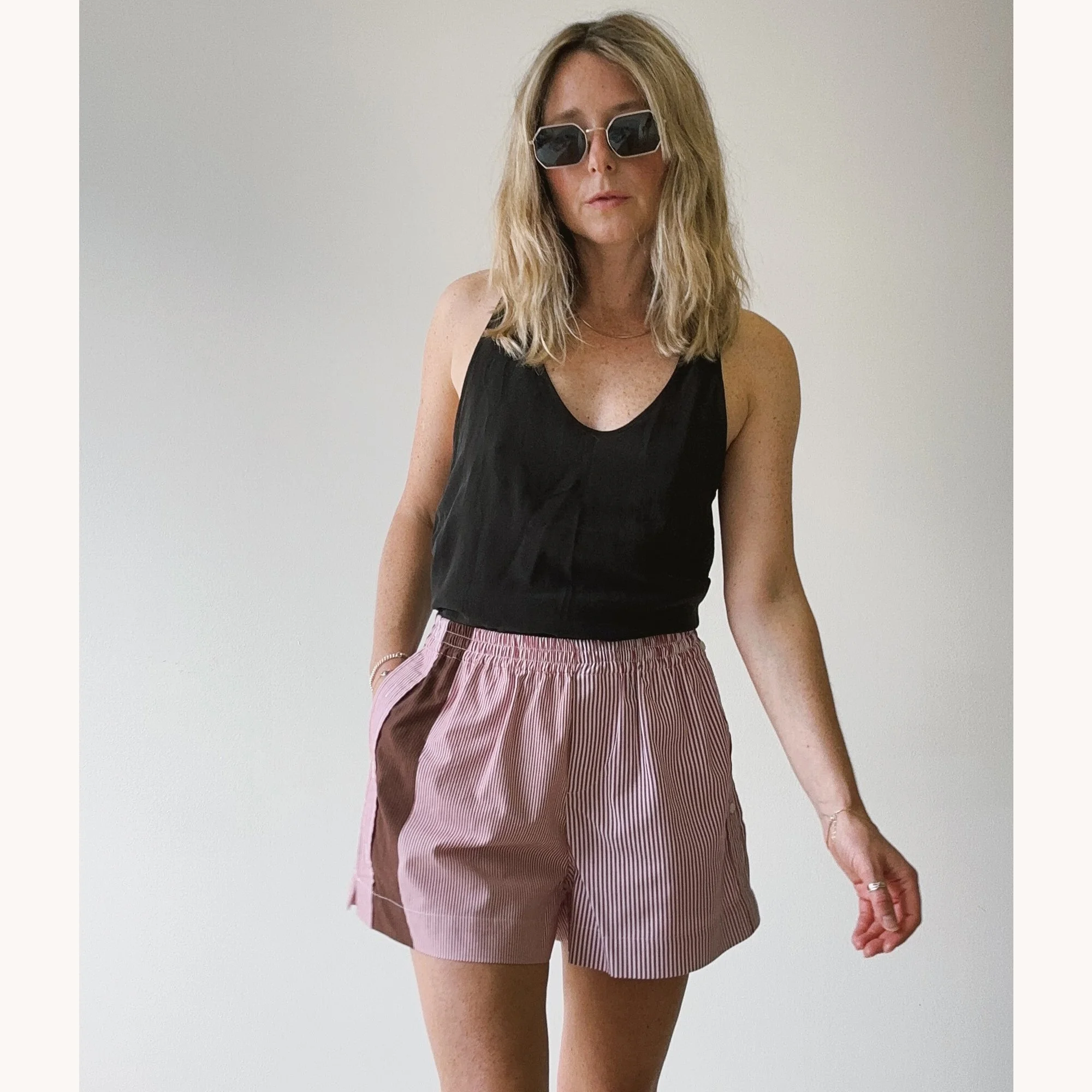 Rita-short-005S-lifestyle2.jpg