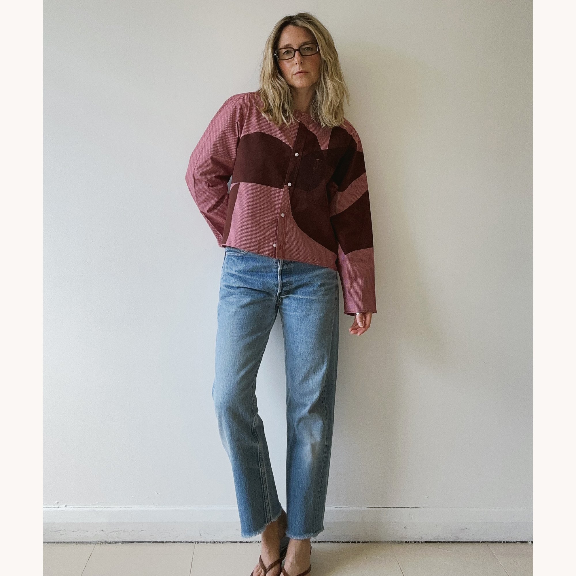 Amaranth-shirt-lifestyle3.jpg