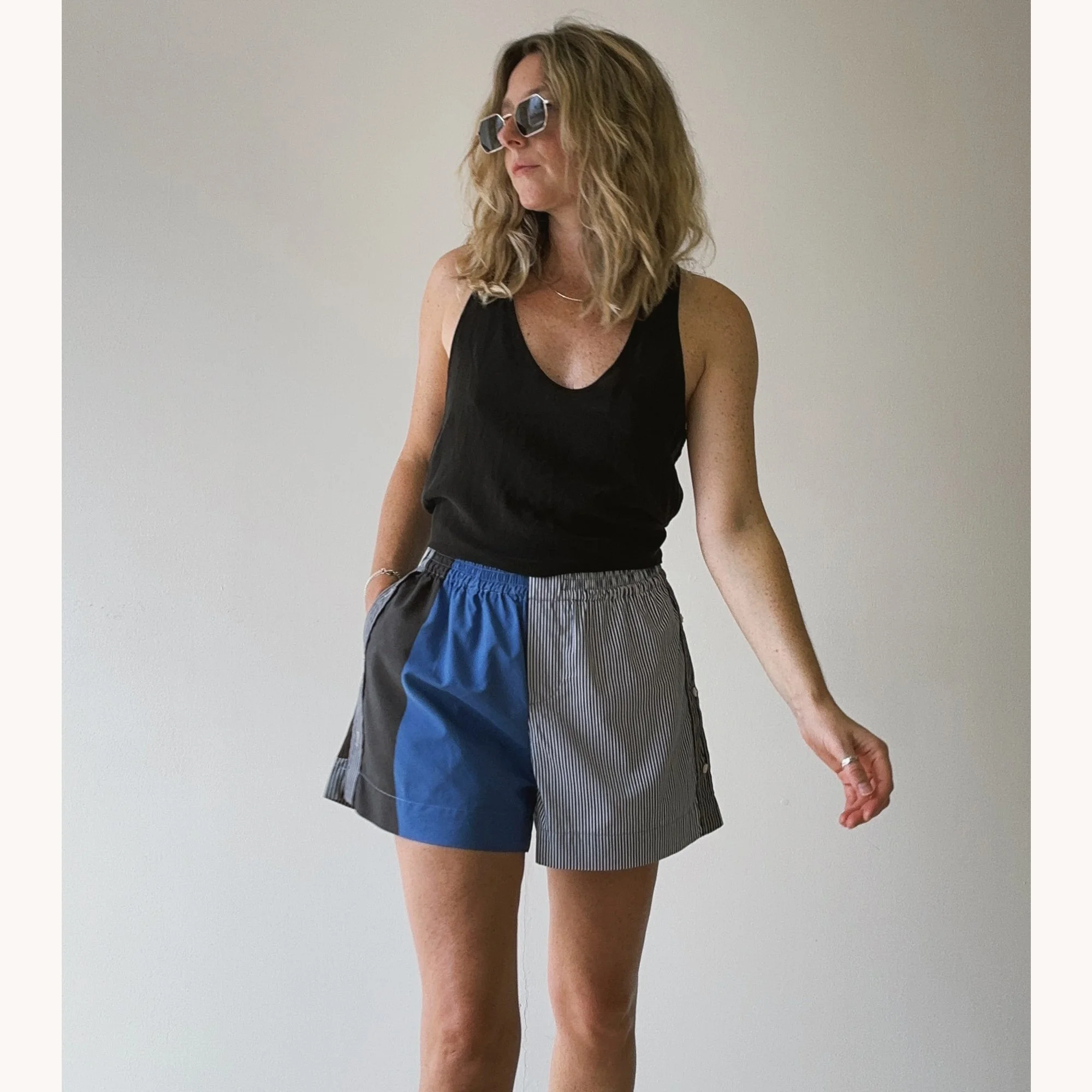 Rita-short-030S-lifestyle4.jpg