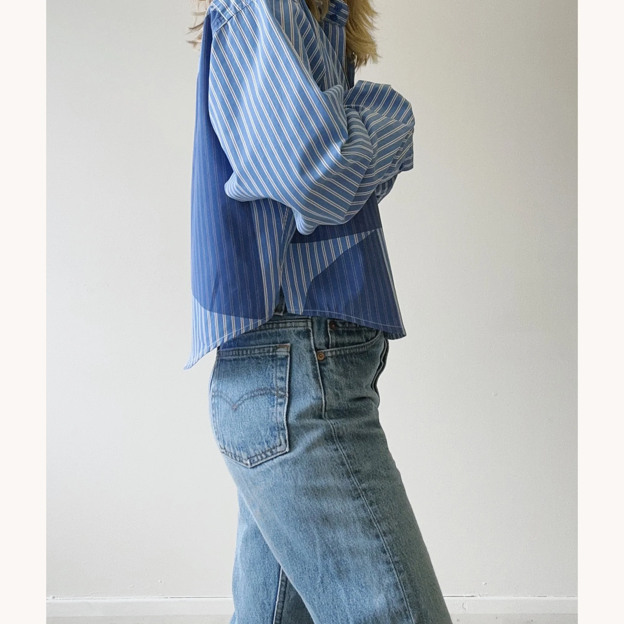 Zari-shirt-lifestyle2.jpg