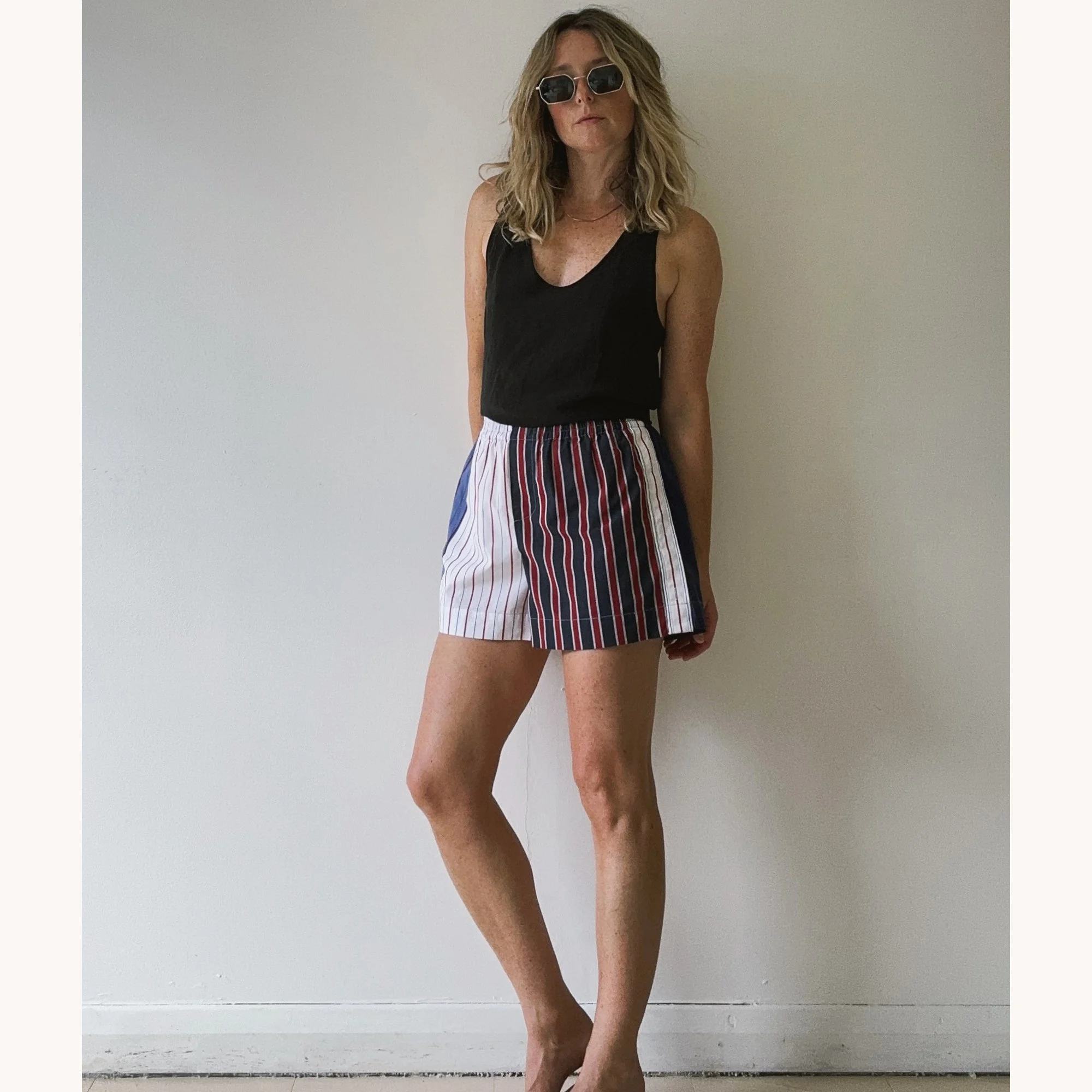 Rita-short-028S-lifestyle2.jpg