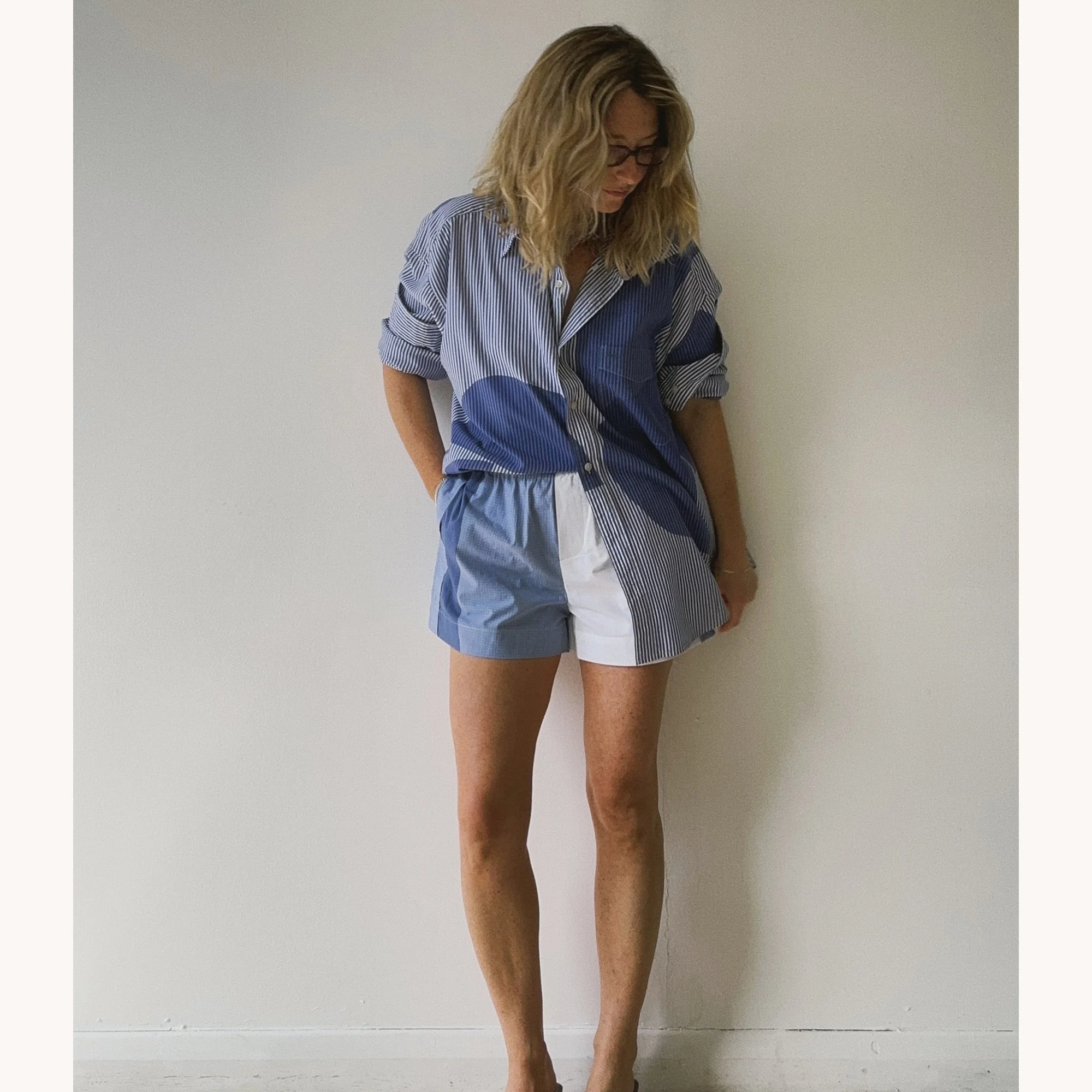 Rita-short-004XS-lifestyle4.jpg