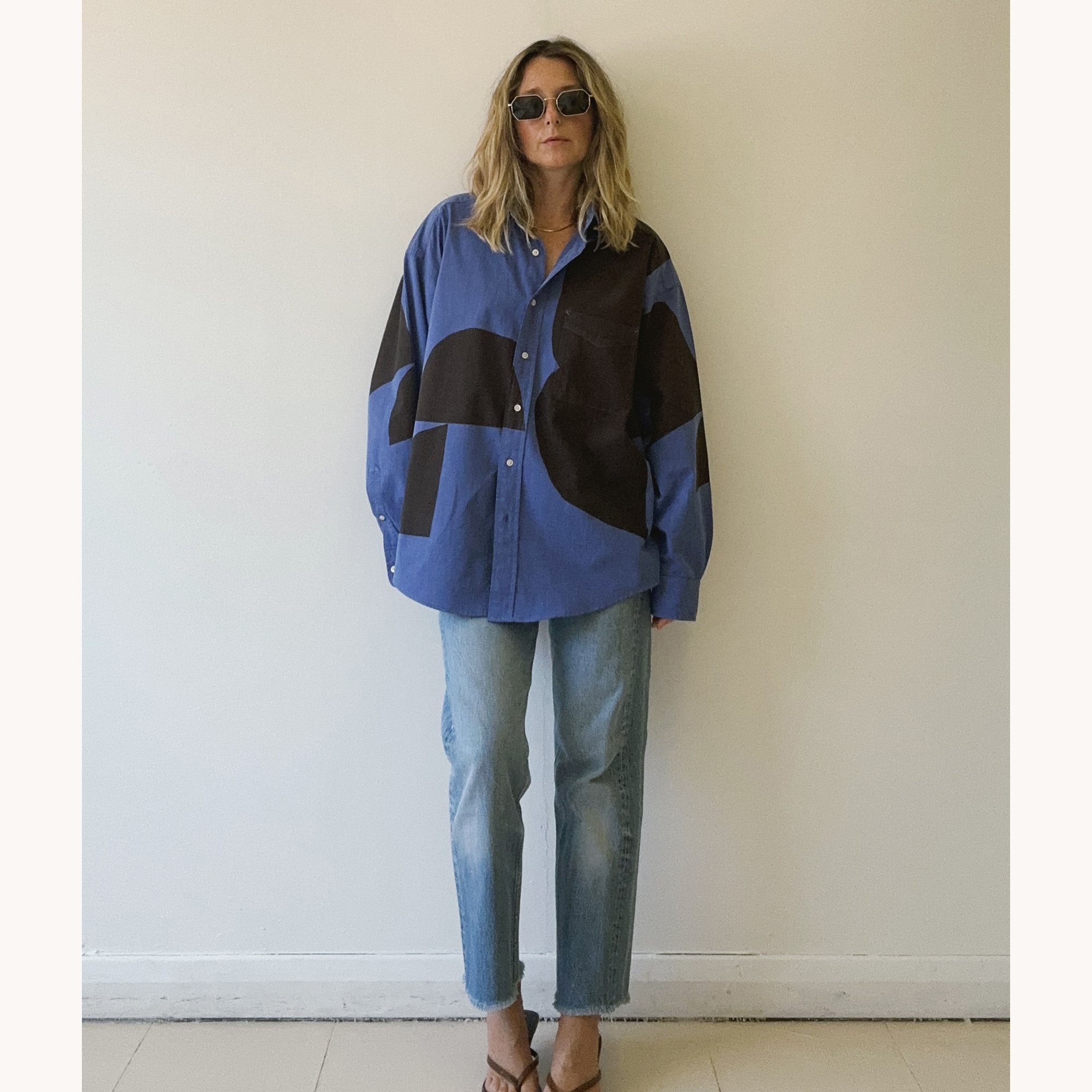 Abbracci-shirt-lifestyle5.jpg