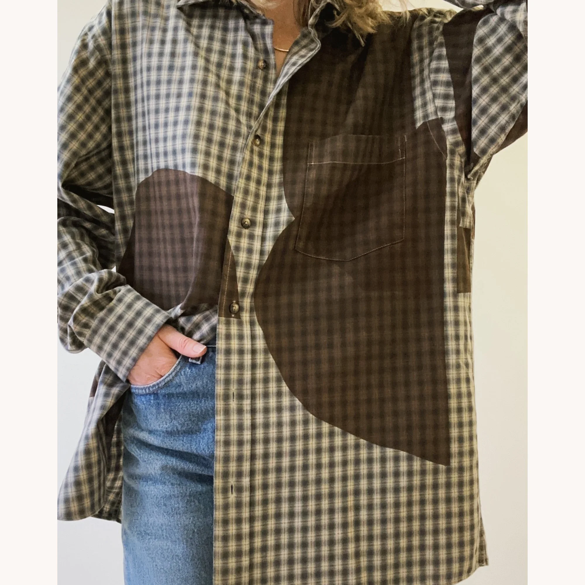 Lipizzan-shirt-lifestyle3.jpg