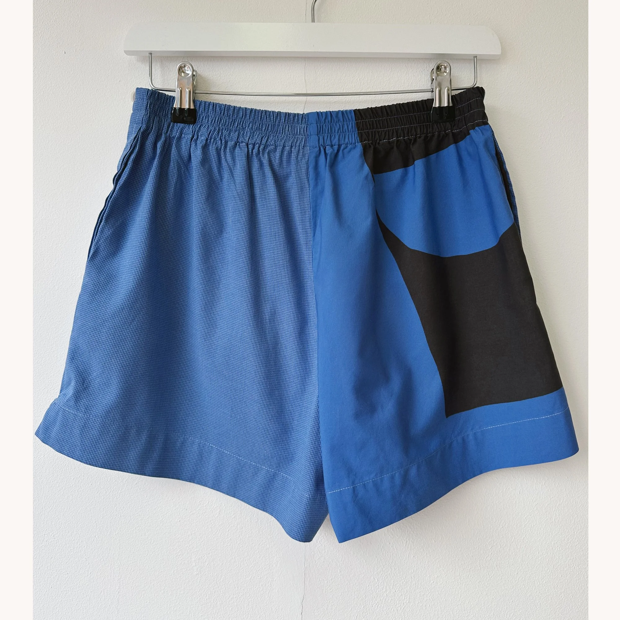 Rita-short-026S-lifestyle8.jpg