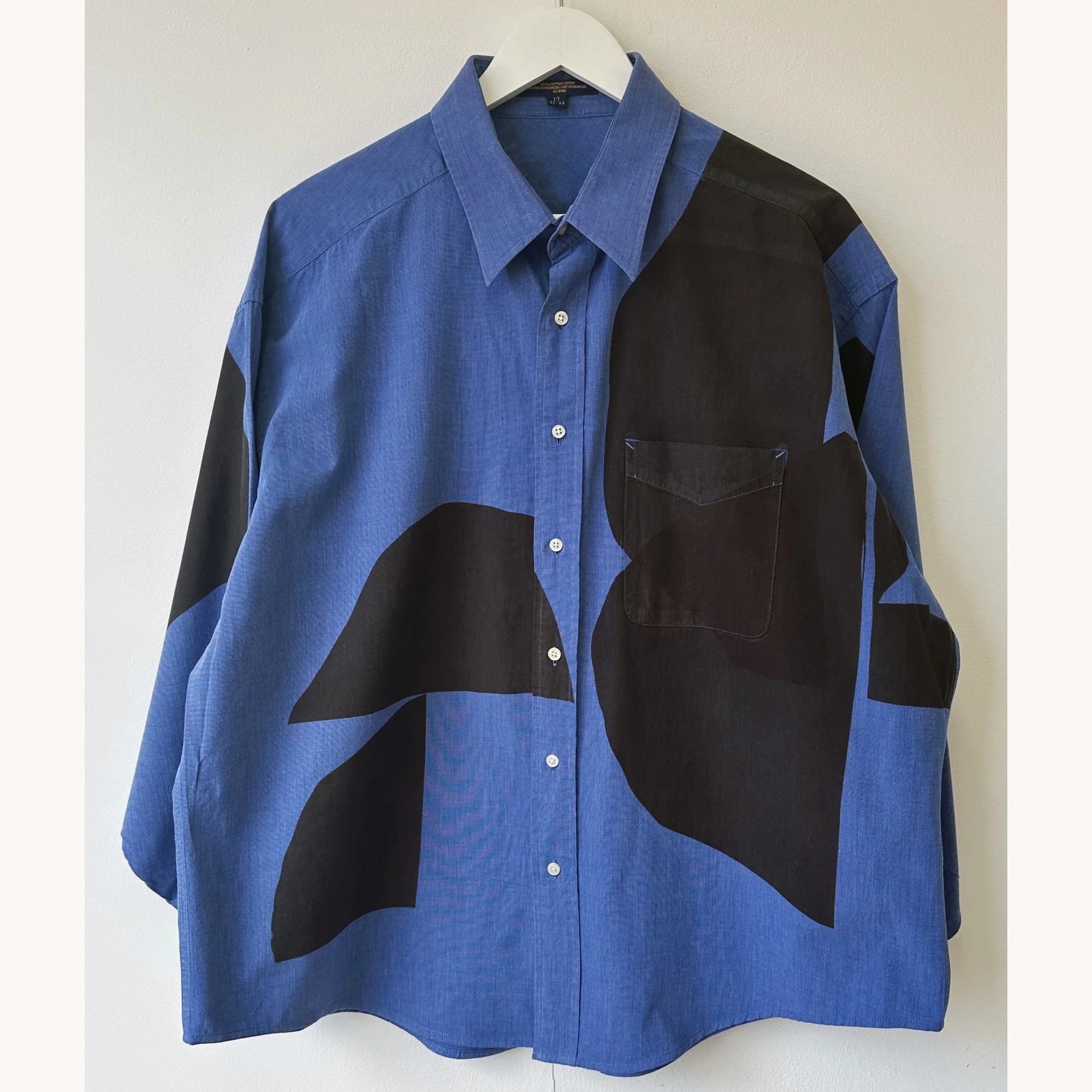 Abbracci-shirt-lifestyle7.jpg