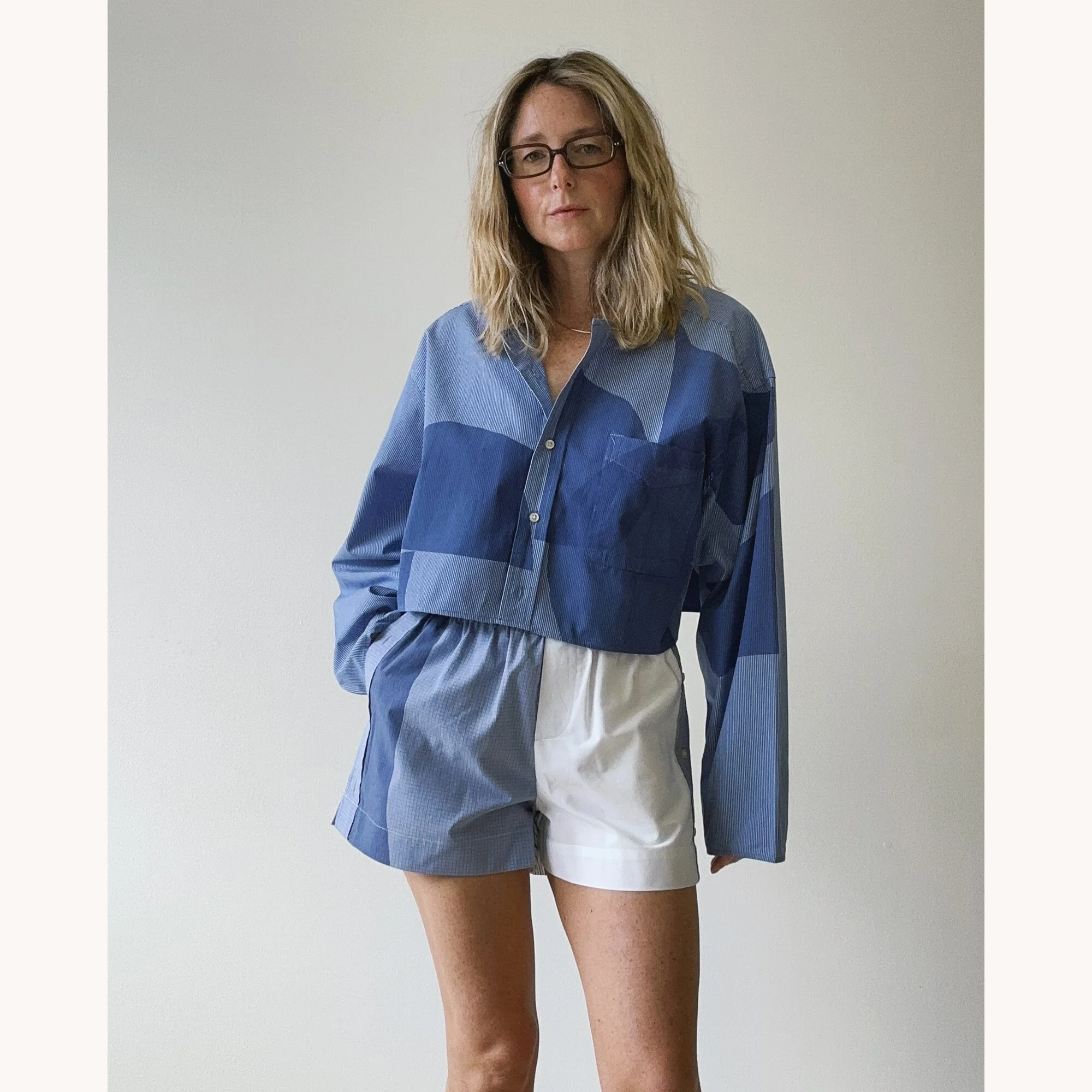 Rita-short-004XS-lifestyle3.jpg