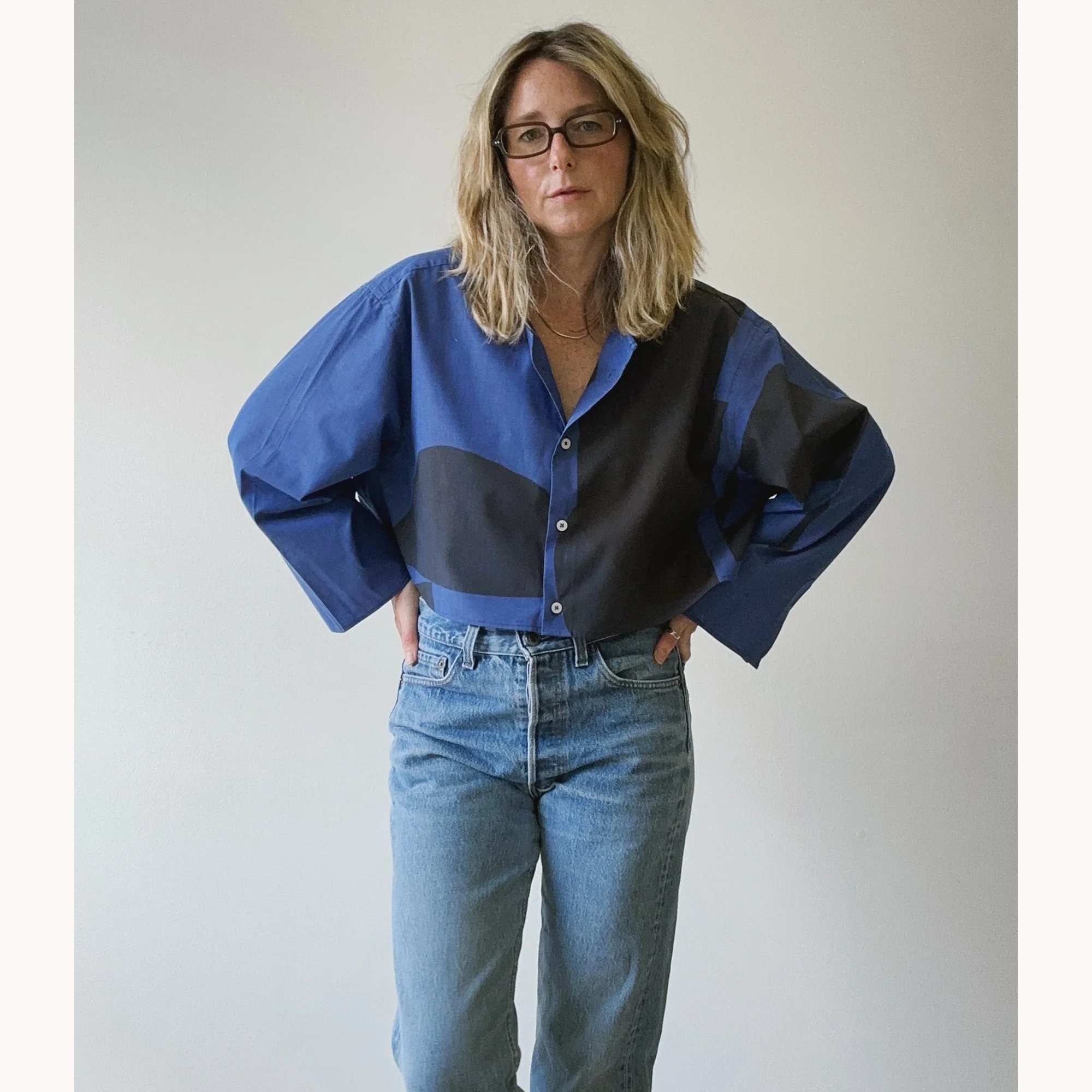 Dahlia-shirt-lifestyle5.jpg