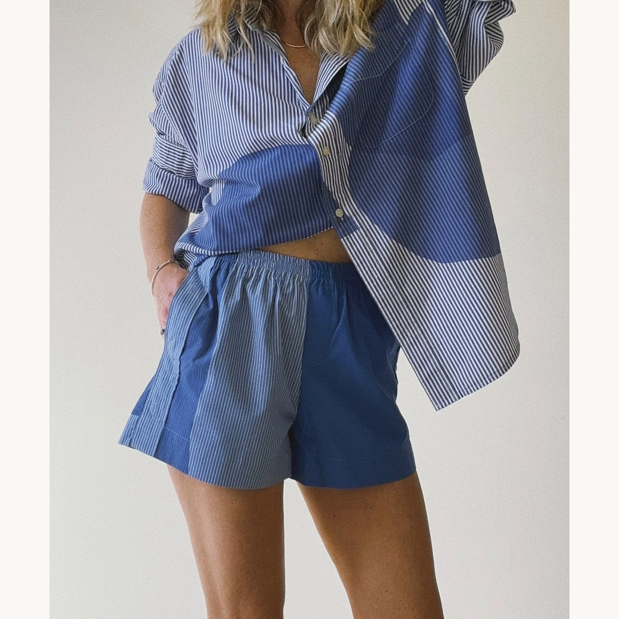 Rita-short-002XS-lifestyle6.jpg