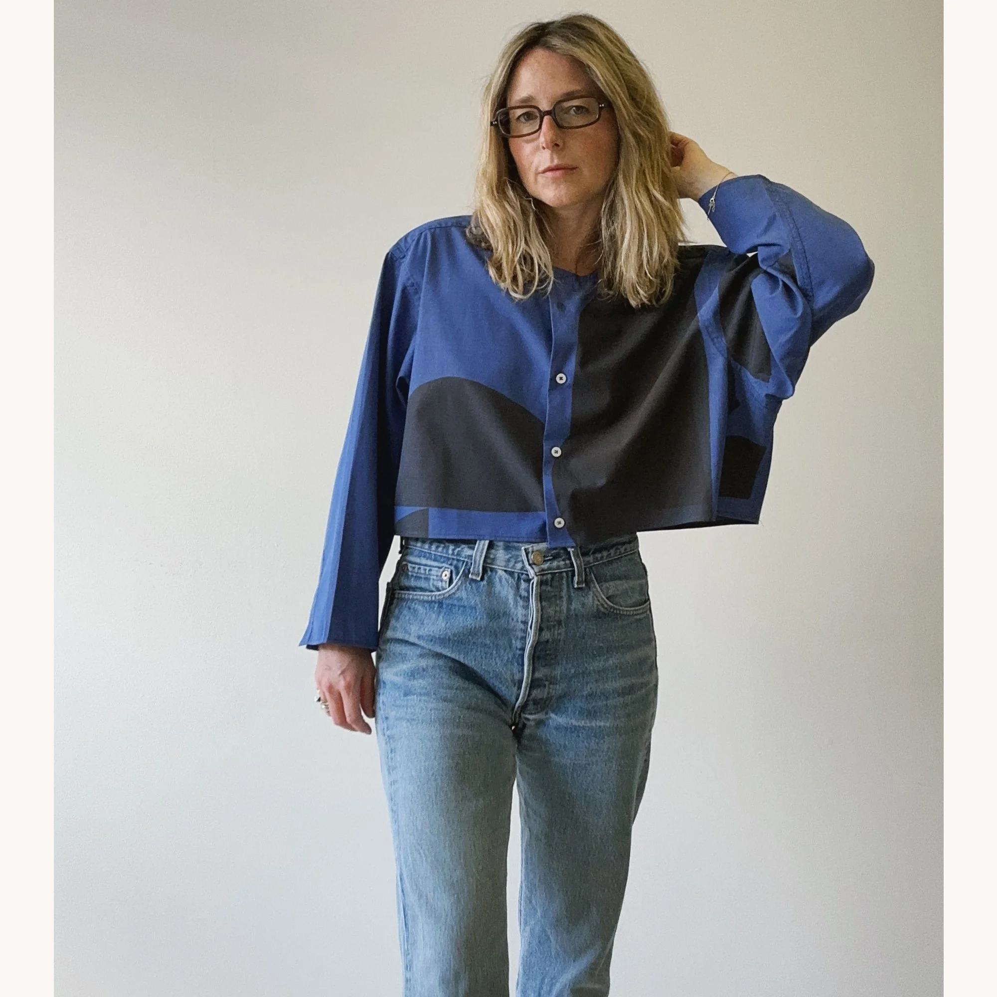 Dahlia-shirt-lifestyle3.jpg