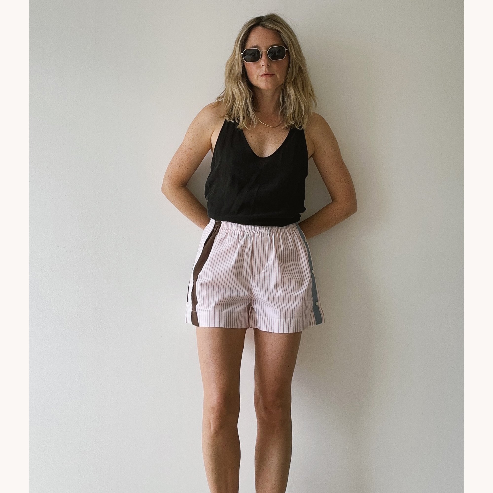 Rita-short-003XS-lifestyle4.jpg