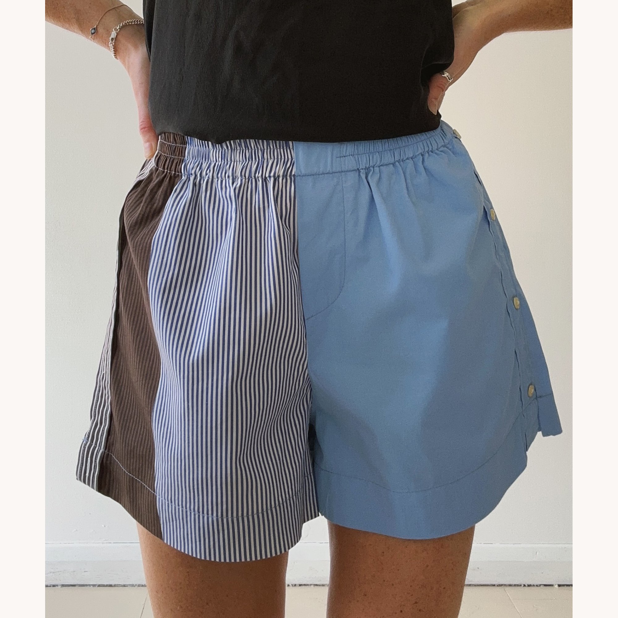 Rita-short-024S-lifestyle5.jpg