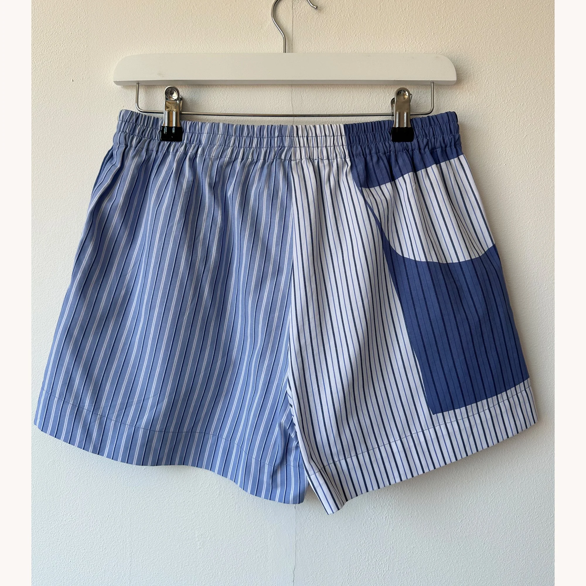 Rita-short-009S-lifestyle9.jpg