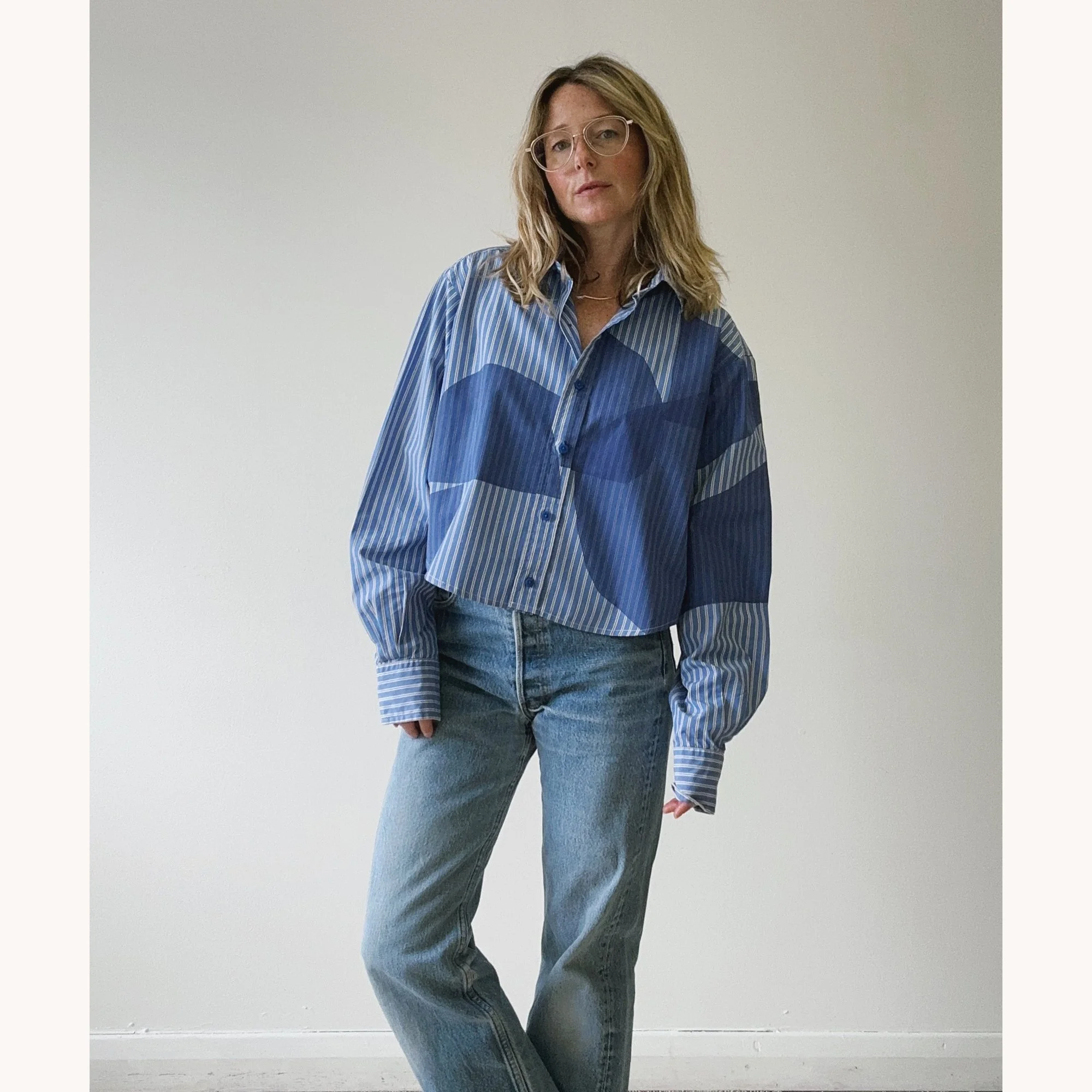 Zari-shirt-lifestyle3.jpg