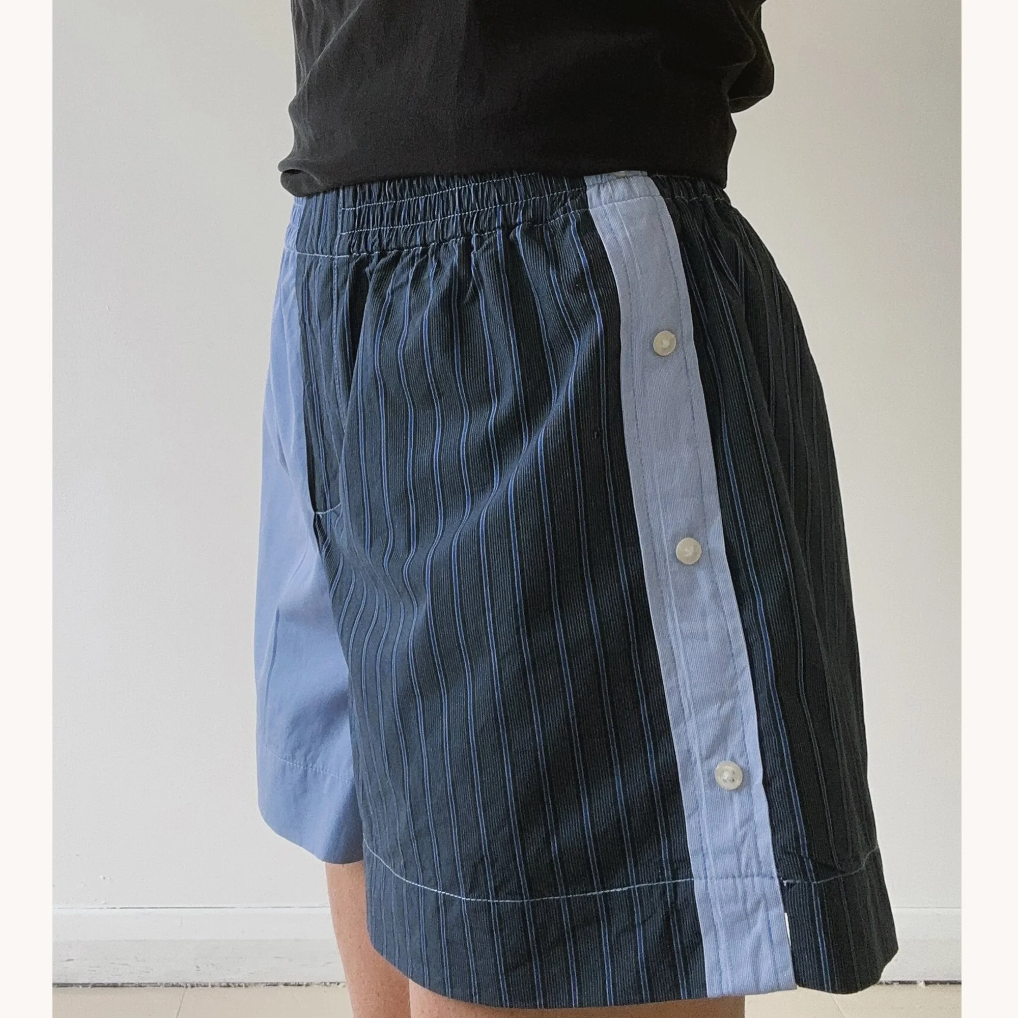 Rita-short-031S-lifestyle3.jpg