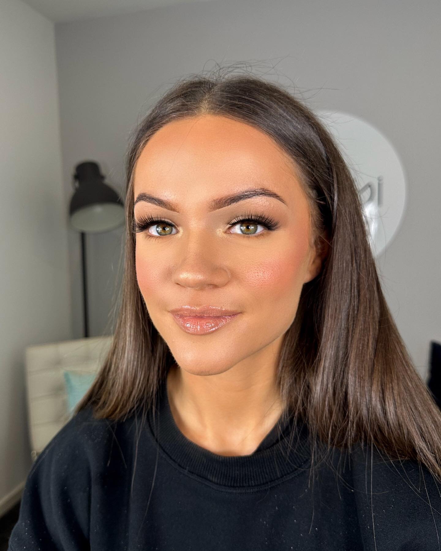 @maddycornford looking 12/10 pre show debut 😍

I have very few appointments left for the season so get in asap!

www.makeupatgigi.com

#Mua #MakeupArtist #Makeup