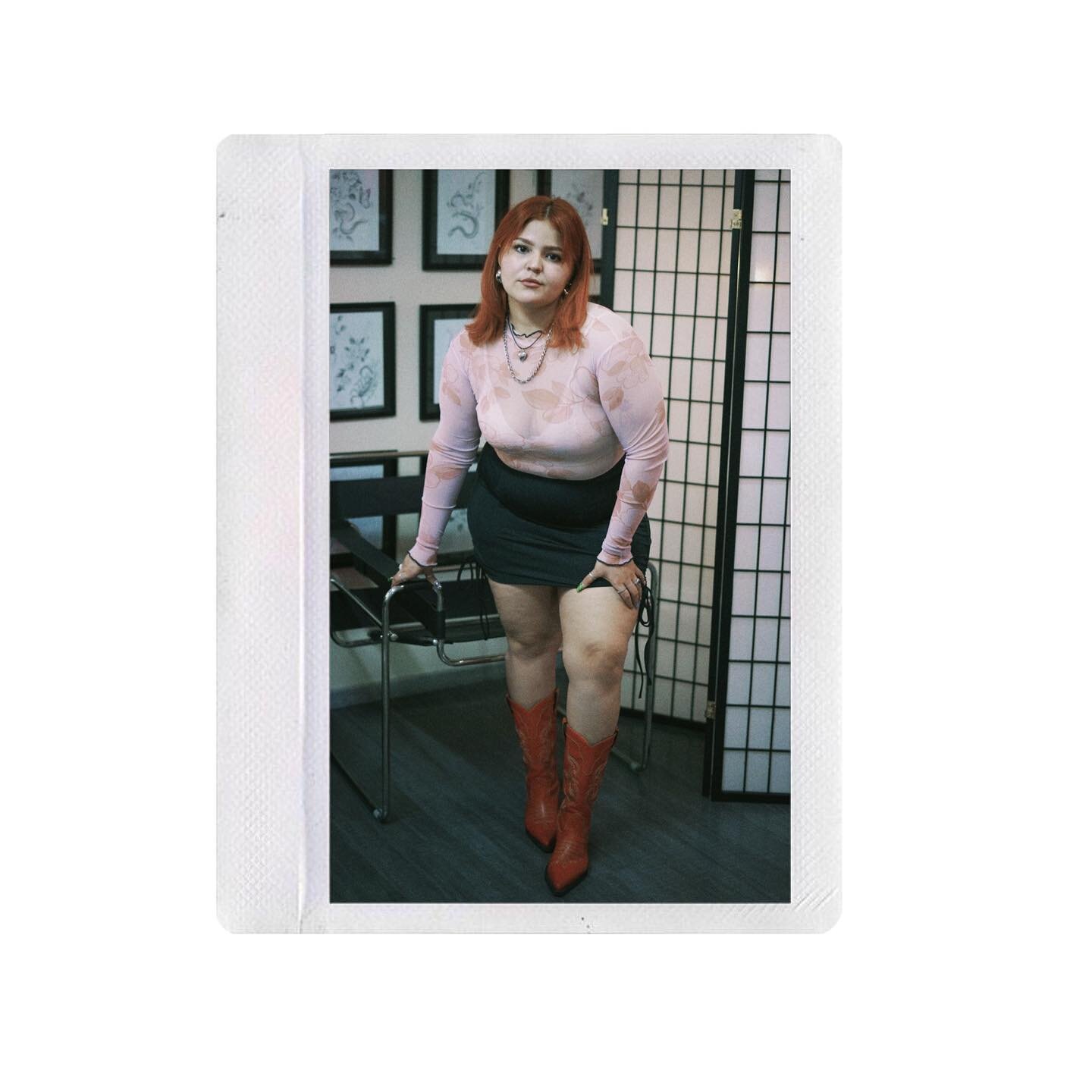 Babe @monicasaldv wearing:
-Peony Rose Mesh Body
-Dreamer Mini 

Somos muy felices cuando vienen a visitarnos al estudio y showroom 💗🌸

#marcasmexicanas #slowfashion #condesacdmx #showroom