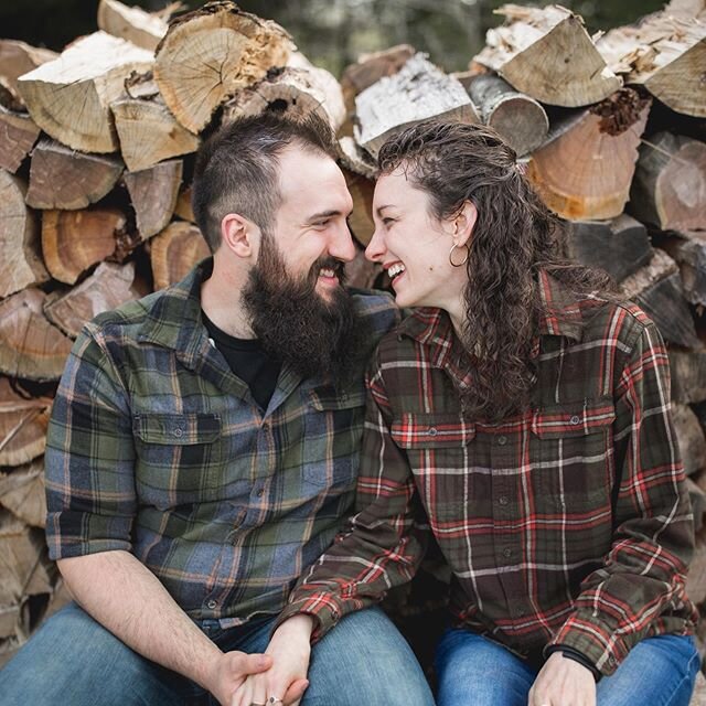 The happiest of smiles through this whole session💕. Their September wedding can't come soon enough! (...well, maybe as soon as all the restrictions are lifted 😷)
.
.
.

#jrochellephotography #engagementphotos #warrentonphotographer #northernvaengag