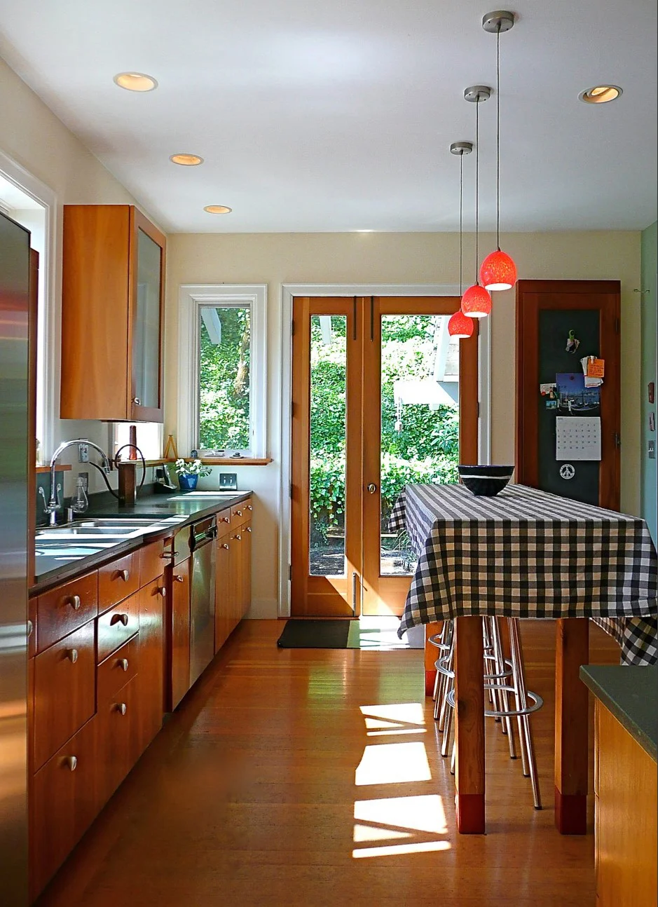CHarchitectCresentKitchen.jpg