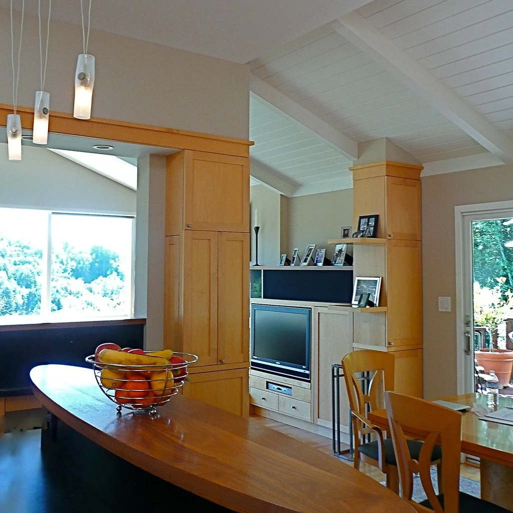 CHarchitectCountryClubDriveKitchen.jpg