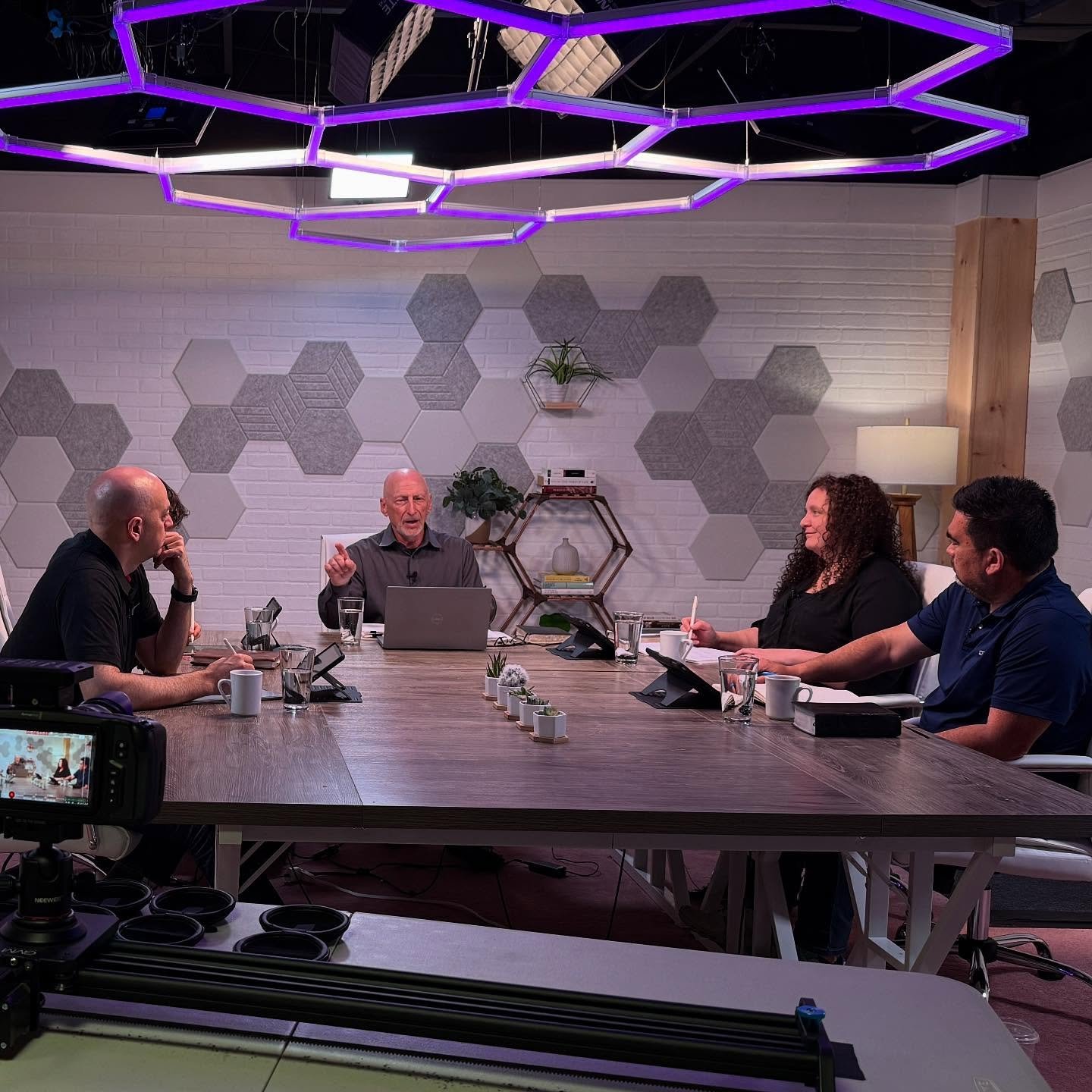 We are so grateful for Dr David Dippold from @uvalleyforge for helping us record our Hermeneutics 2 class for the LEAD School of Ministry! This is so helpful and our leaders are going to love it. What a great partnership between our Networks and our 