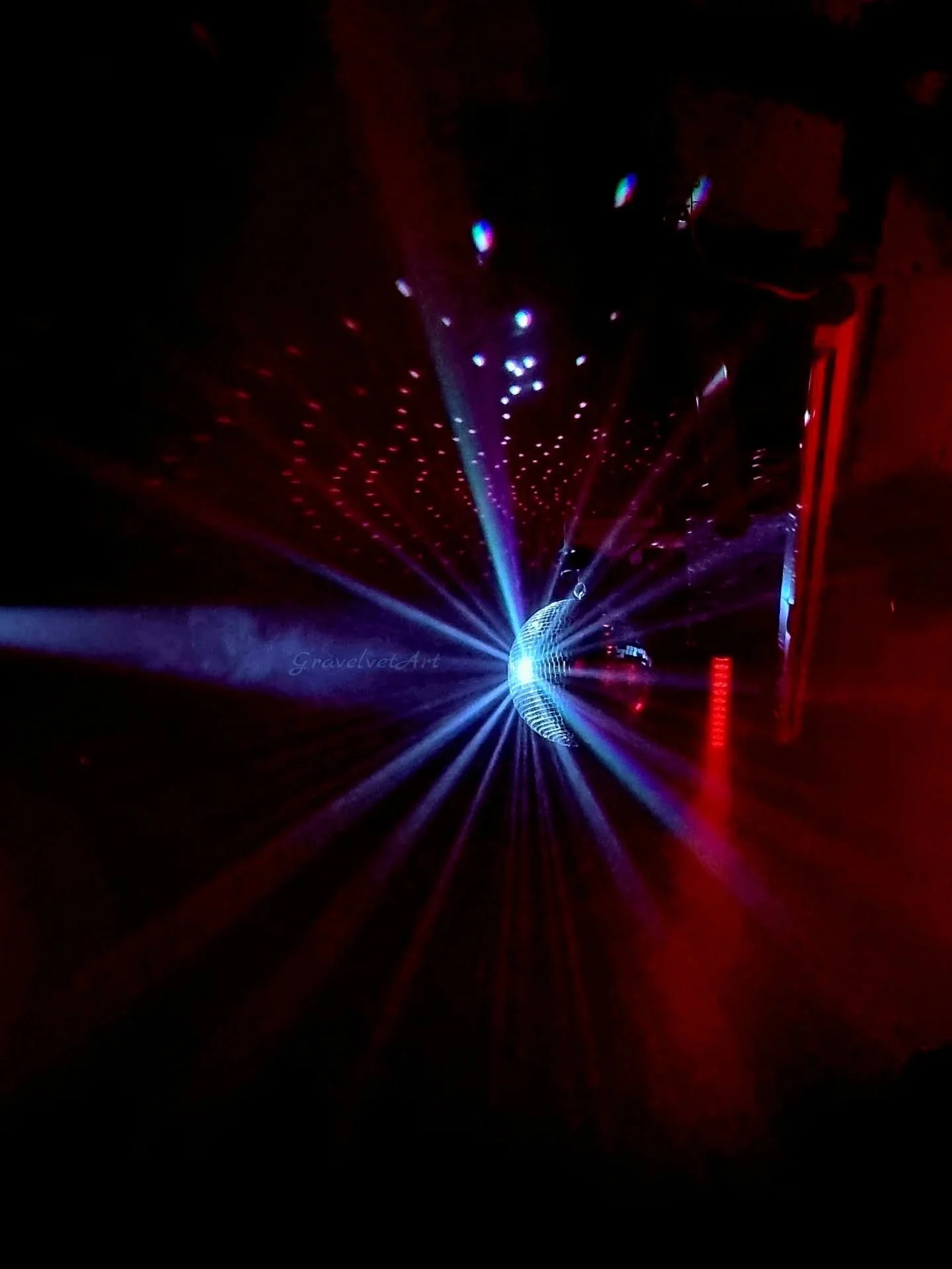 Club photography. I think this one is from @keepongla in @lacheetahclub