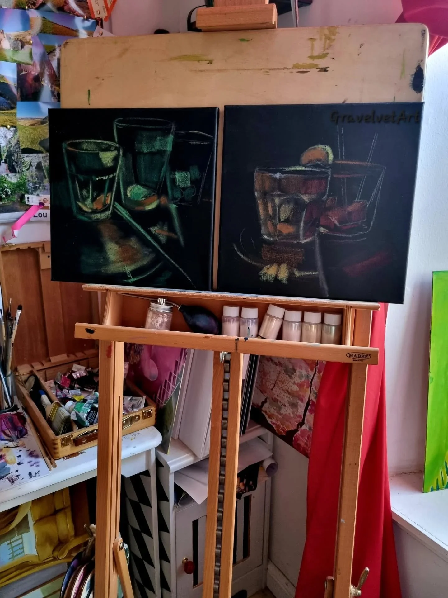 This set is called "A Glass In The Light and A Glass In The Dark". 
Which one do you think is which? 

#scottishcontemporaryart