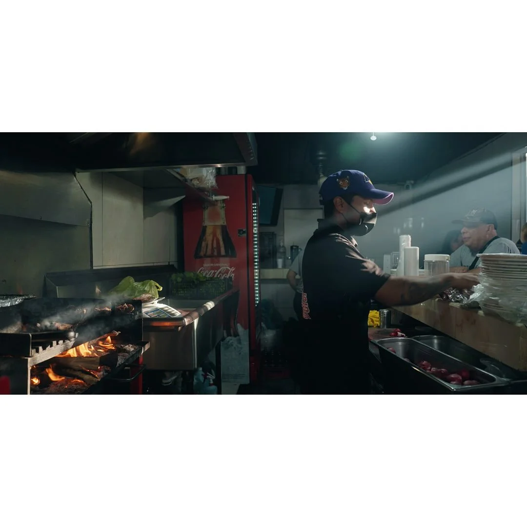 When the light in the taqueria hits just right 🇲🇽