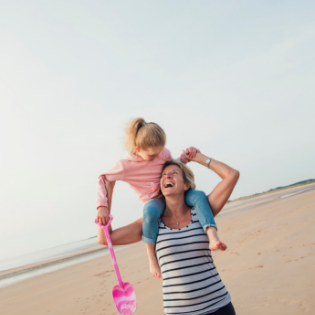how to plan a multigenerational vacation - beach