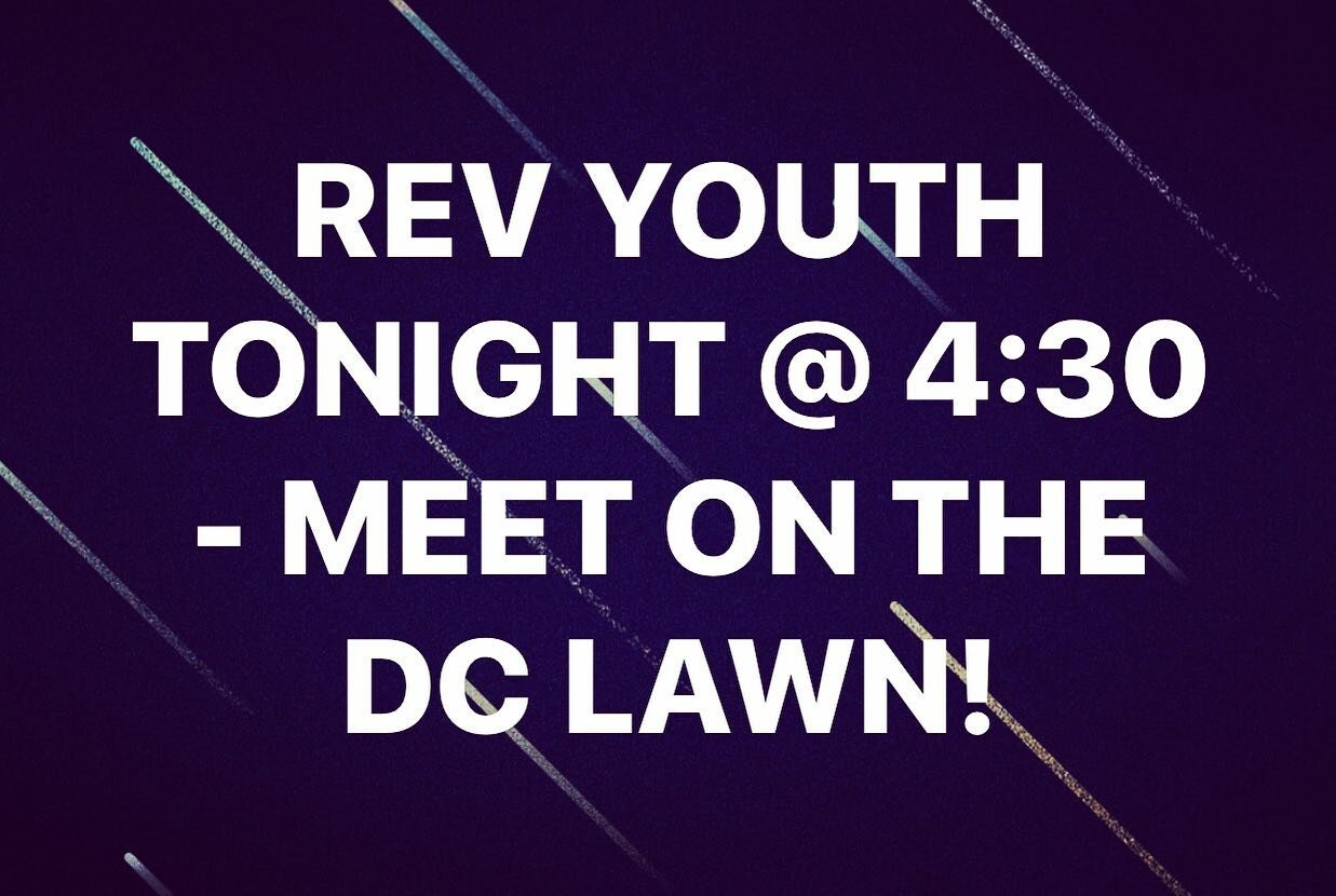 One hour till Revolution Youth! 🙌🏻 See you at 4:30 on the Deane Center Lawn - bring a sweatshirt!