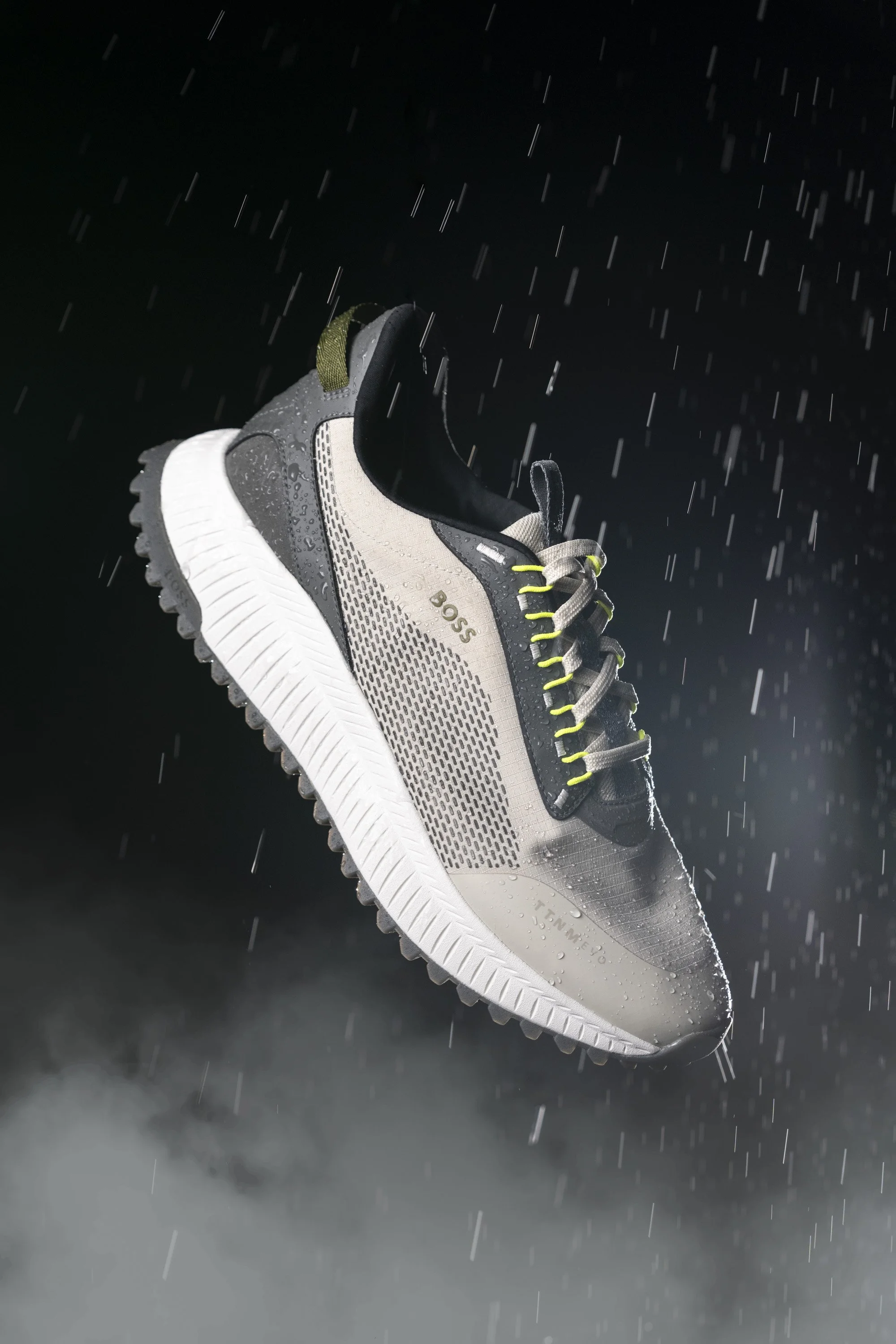 22_Goretex_Studio_Rain_WEB_SA_08065-Edit.jpg