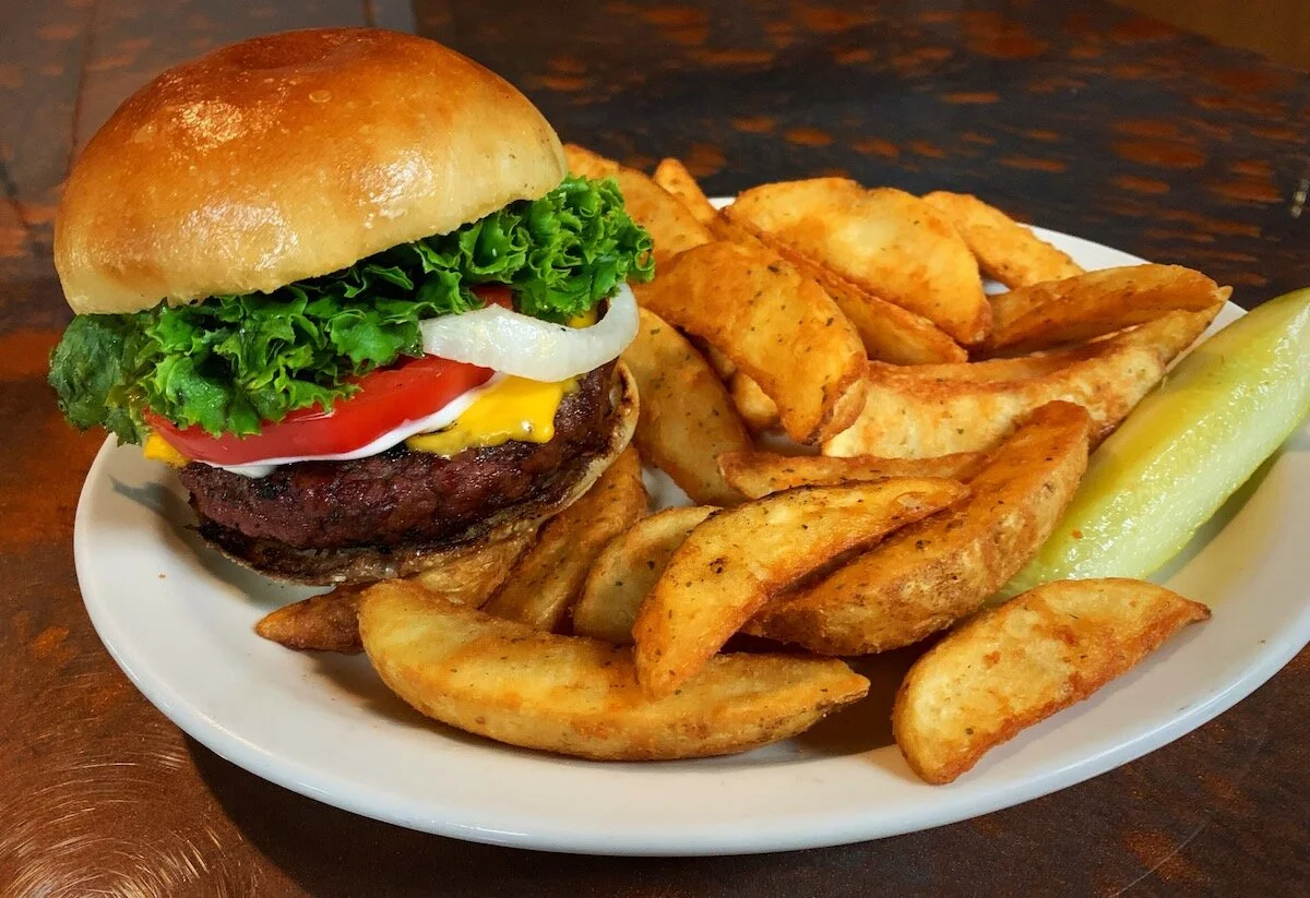 Steakhouse — Bob's Resort