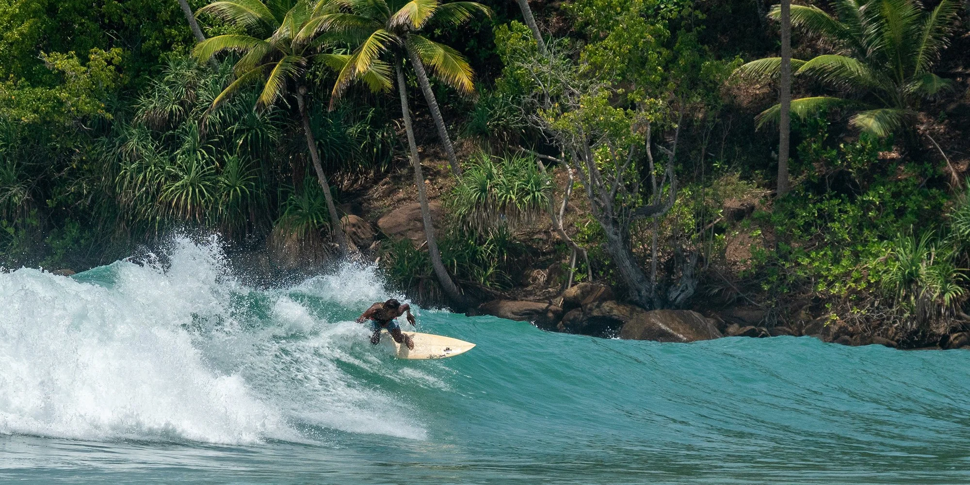 surf-n-yoga-mirissa-surf-camp-sri-lanka-learn-to-surf-stoked-surf-adventures-longboard.jpg