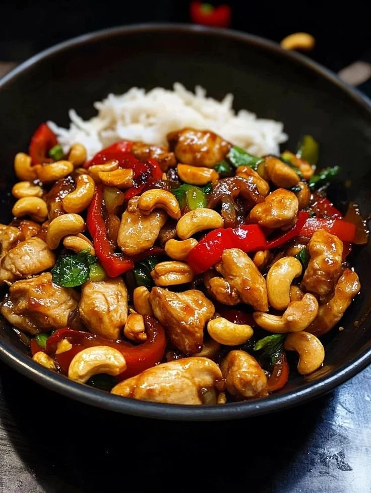 Thai Cashew Chicken Stir Fry.jpg