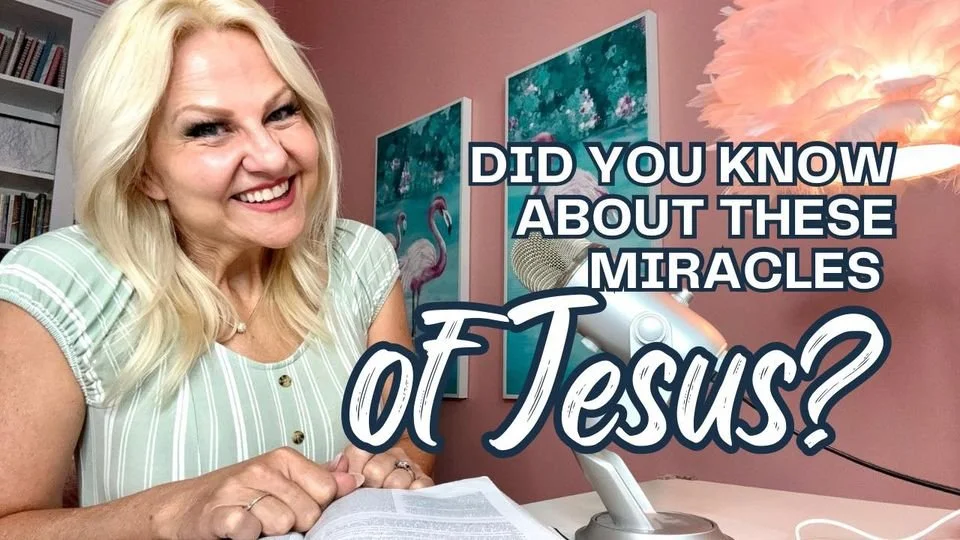 DAY 23 LUKE 23-JOHN 1 Did You Know About These Miracles of Jesus? 
