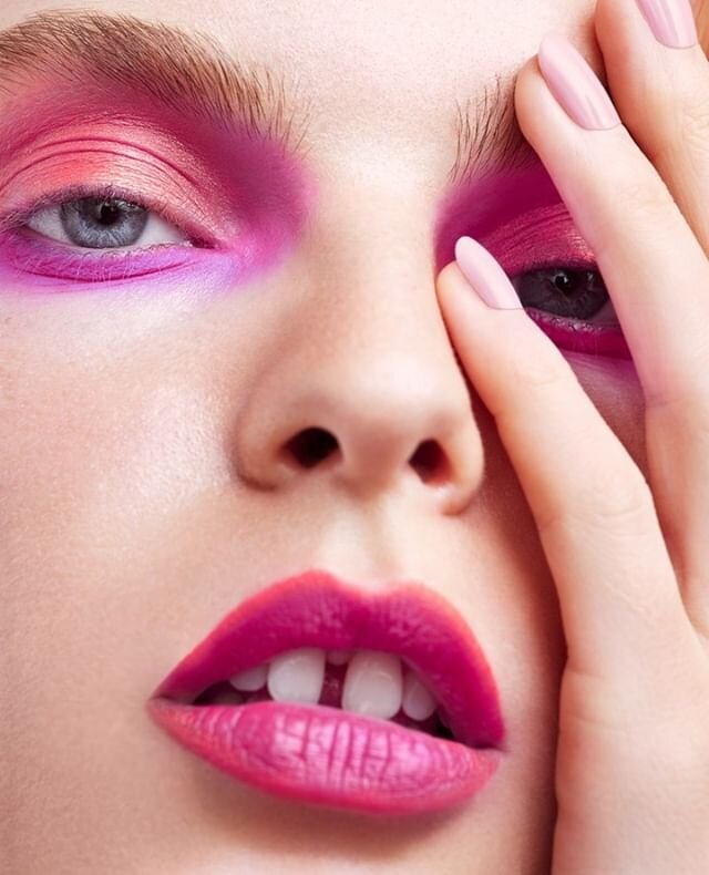Doing loads of throwbacks while unable to shoot now! This is from one of my favourite beauty shoots done for @femalemag.⁠
---⁠
Photographer: @shavonne.wong⁠
Model: @mariorlova01 (@avemanagement)⠀⁠
Makeup: @aclairebeauty⁠
Makeup Assist: @zoel.makeup⁠
