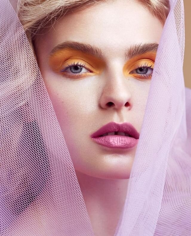 Doing loads of throwbacks while unable to shoot now! This is from one of my favourite beauty shoots done for @femalemag.⁠
---⁠
Photographer: @shavonne.wong⁠
Model: @mariorlova01 (@avemanagement)⠀⁠
Makeup: @aclairebeauty⁠
Makeup Assist: @zoel.makeup⁠
