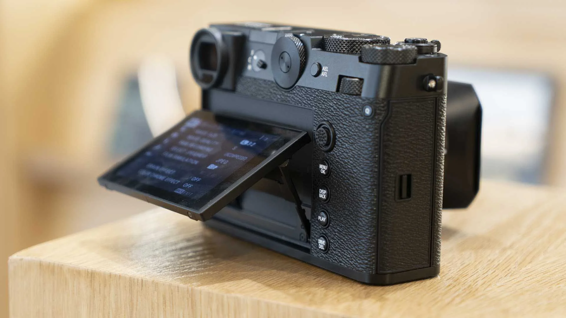 The Fujifilm GFX100RF’s 3.15-inch screen tilts up and down for easier viewing from above or below head-height when shooting in landscape orientation.