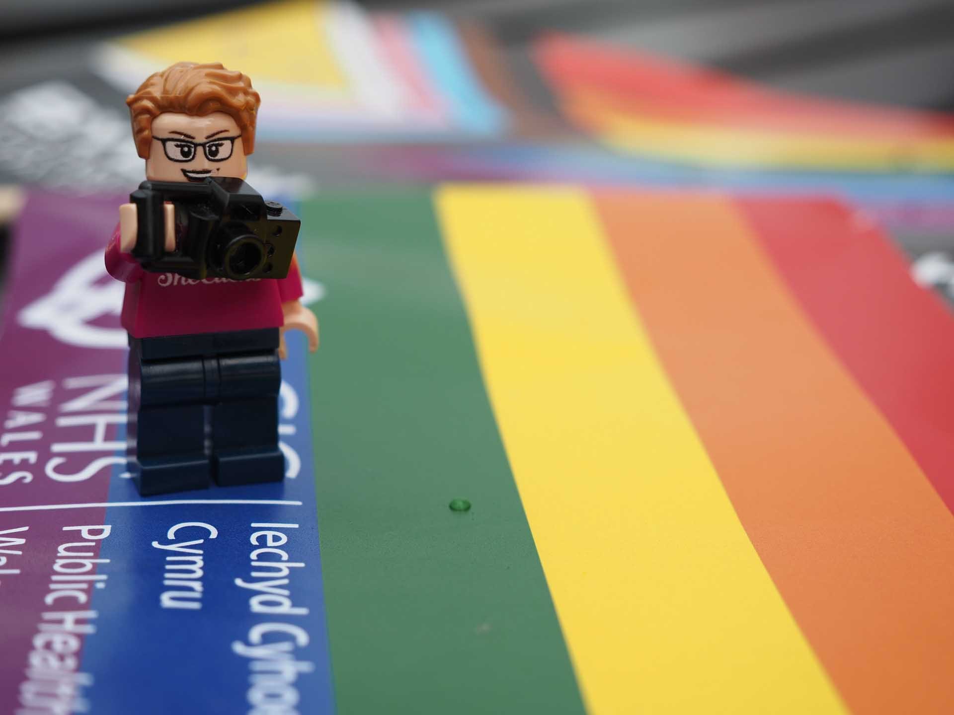  The Olympus M. Zuiko 12-45mm F/4  Pro lens has impressive close-focusing capability and makes a good everyday kit lens. 