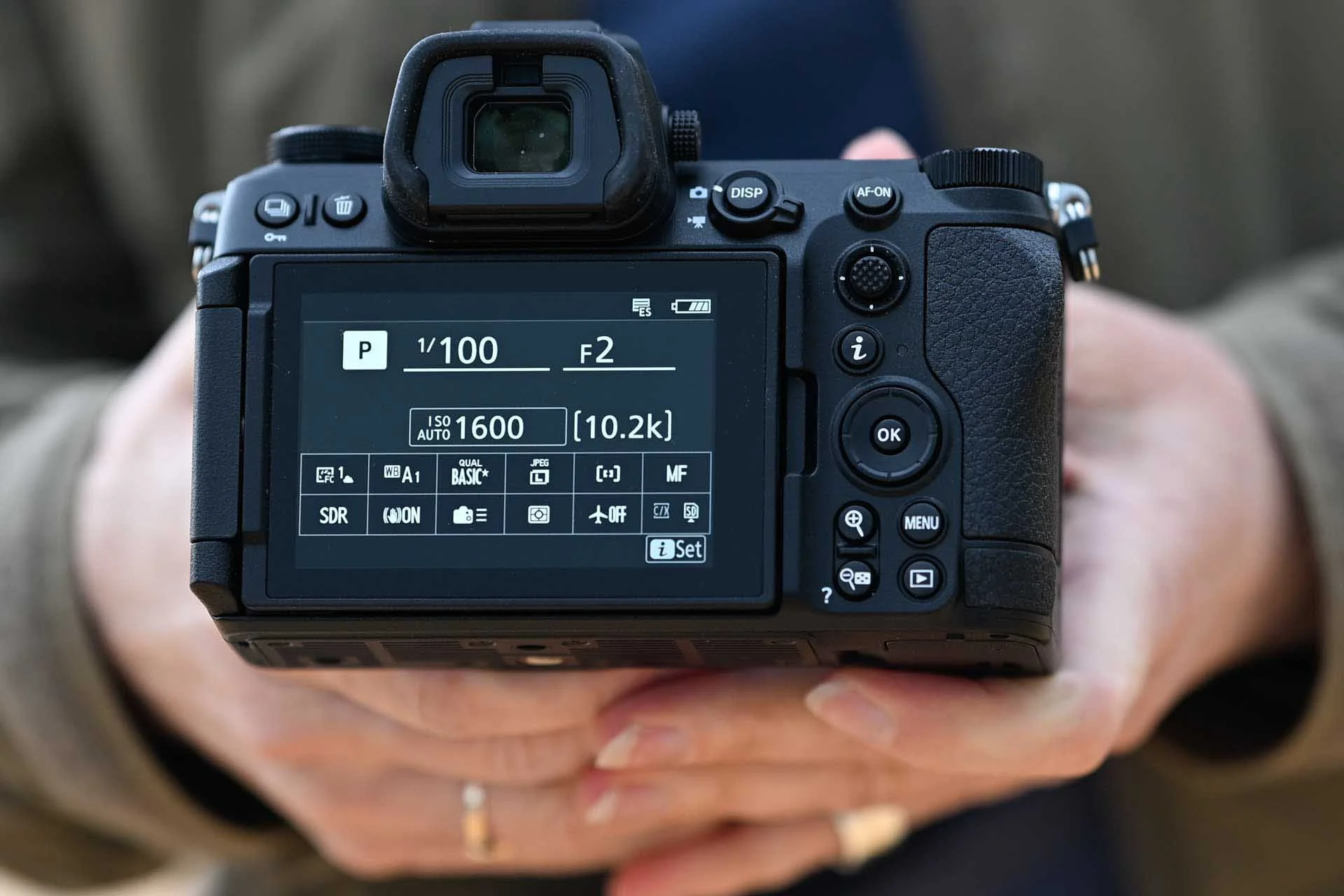  Compared with the Nikon Z6 II, the drive mode button (top left) and playback button (bottom right) have swapped places. 