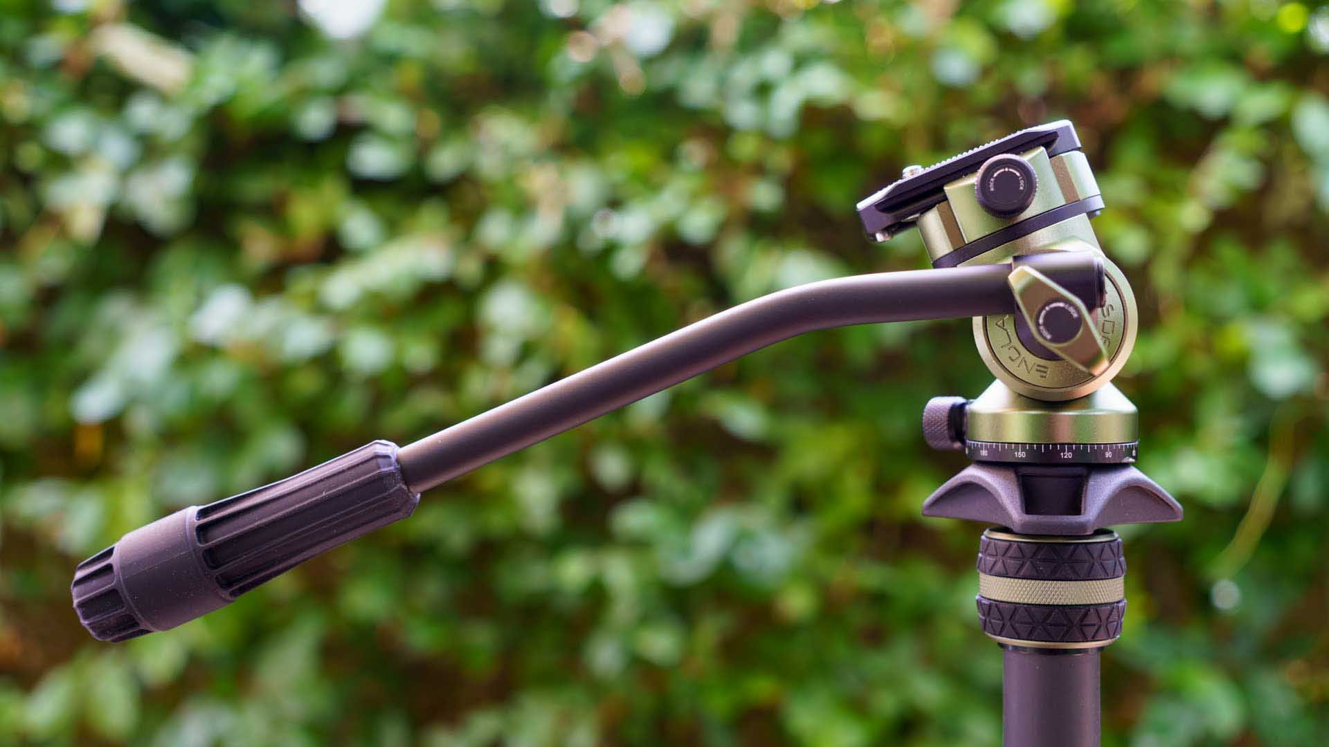  If you loosen the clamp that holds the panning arm, it can be flipped through 180-degrees so you can use your left hand to pan and tilt the camera rather than your right hand. 