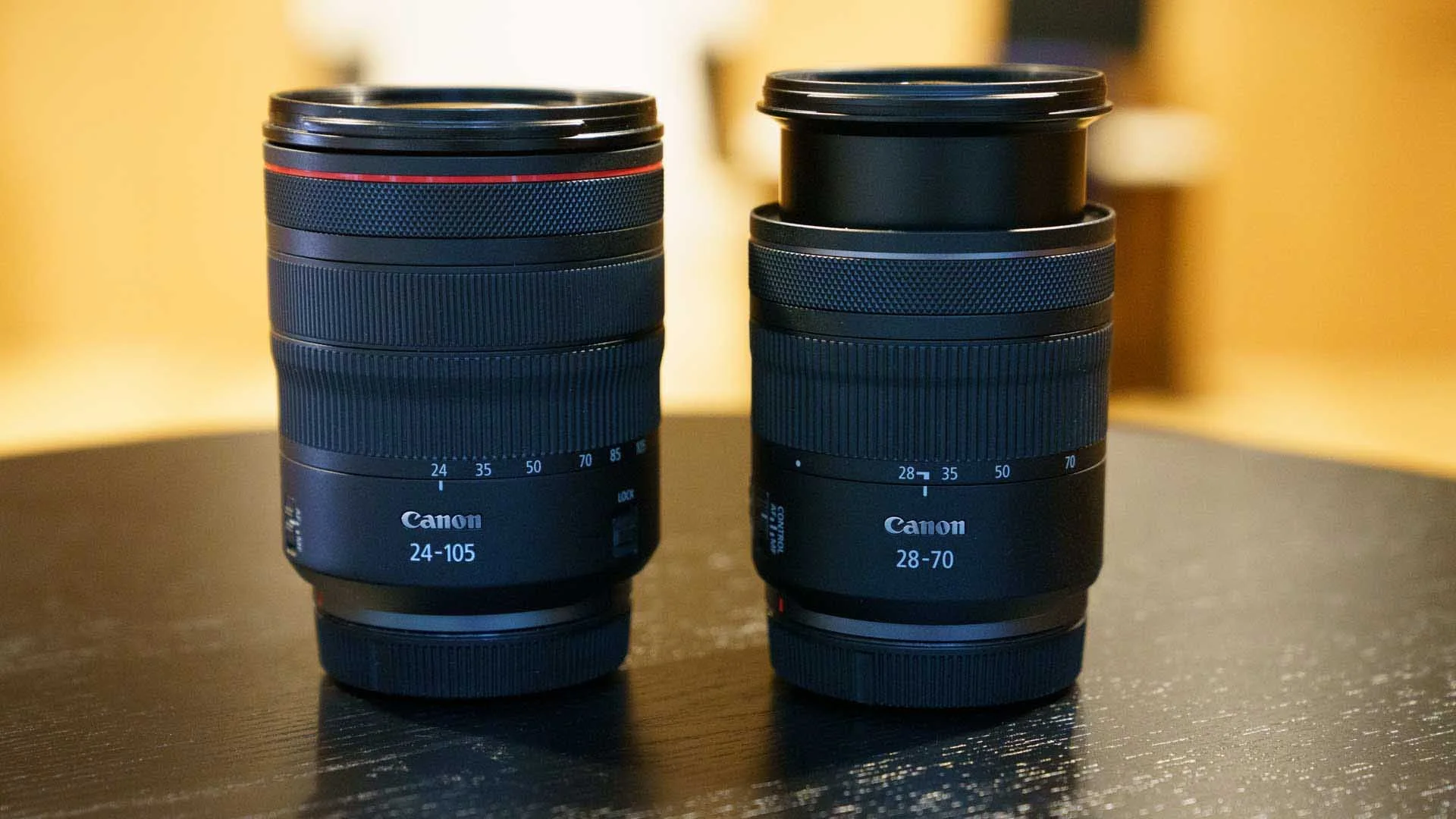 At full extension, the RF 28-70mm F2.8 IS STM is only a little longer than the RF 24-105mm F4 L IS USM at its shortest length.