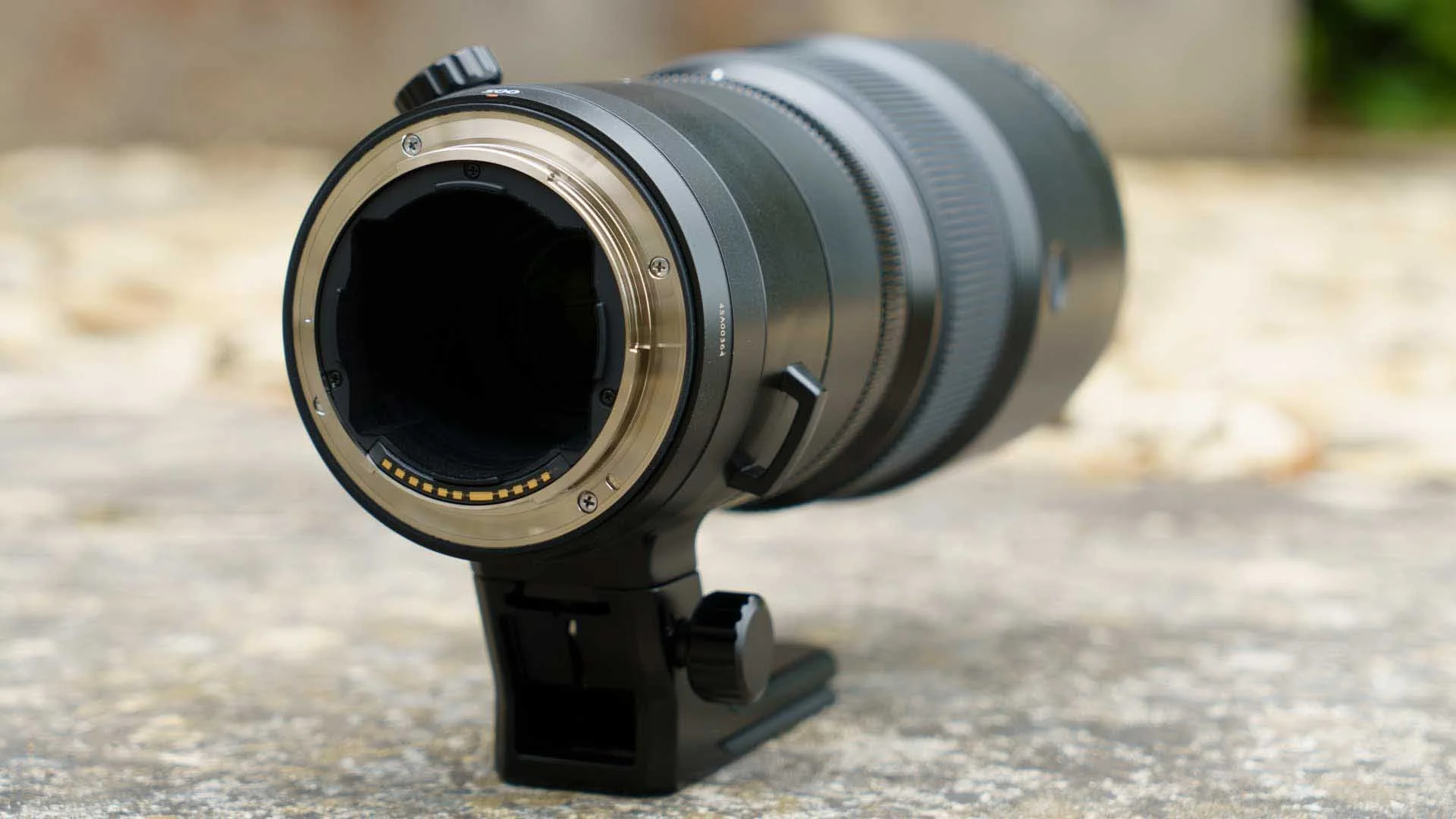 The Fujifilm GF 500mm F5.6 R LM OIS WR has a metal mount as befits its high-end status.