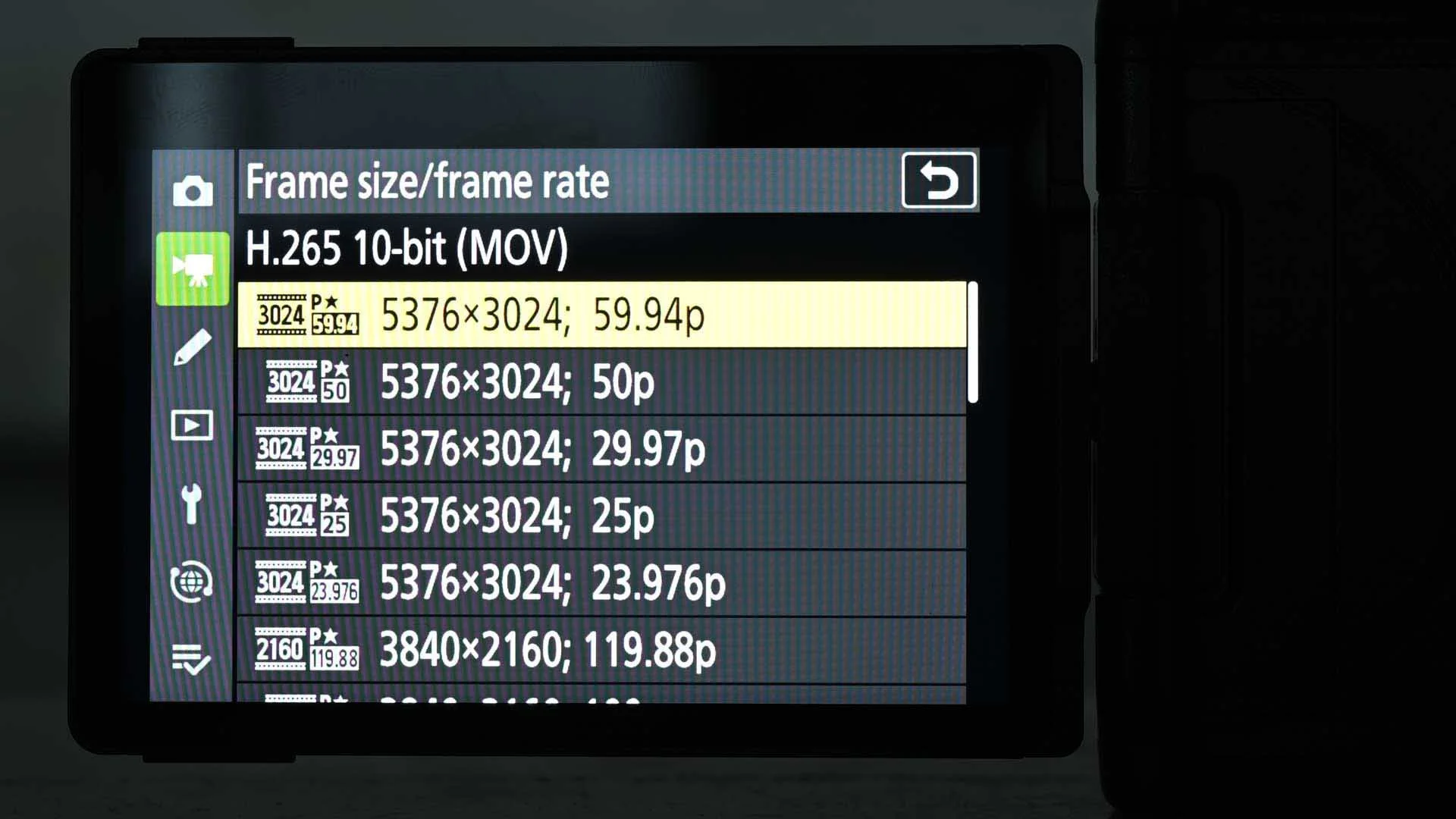 The video resolution options on the ZR's menu