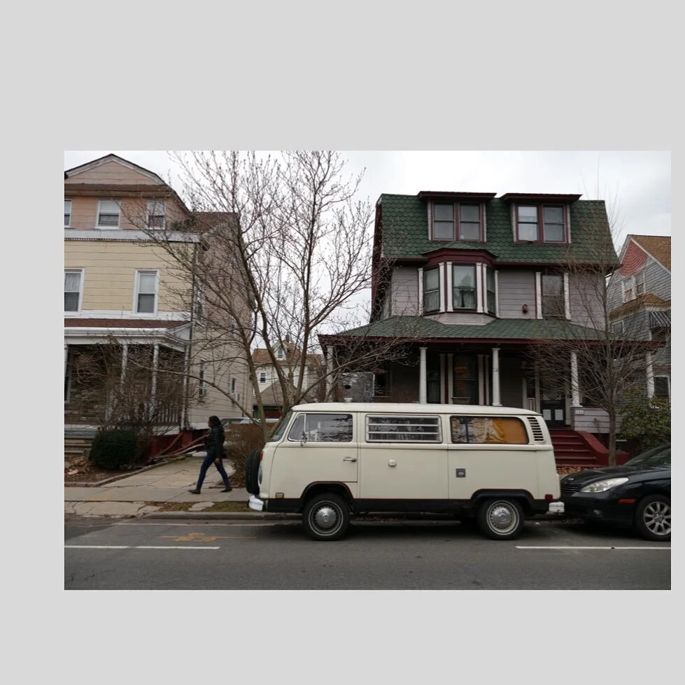Ditmas Park. .
.
#photography #vwbus #january #ditmaspark #drearyday #grey #gray