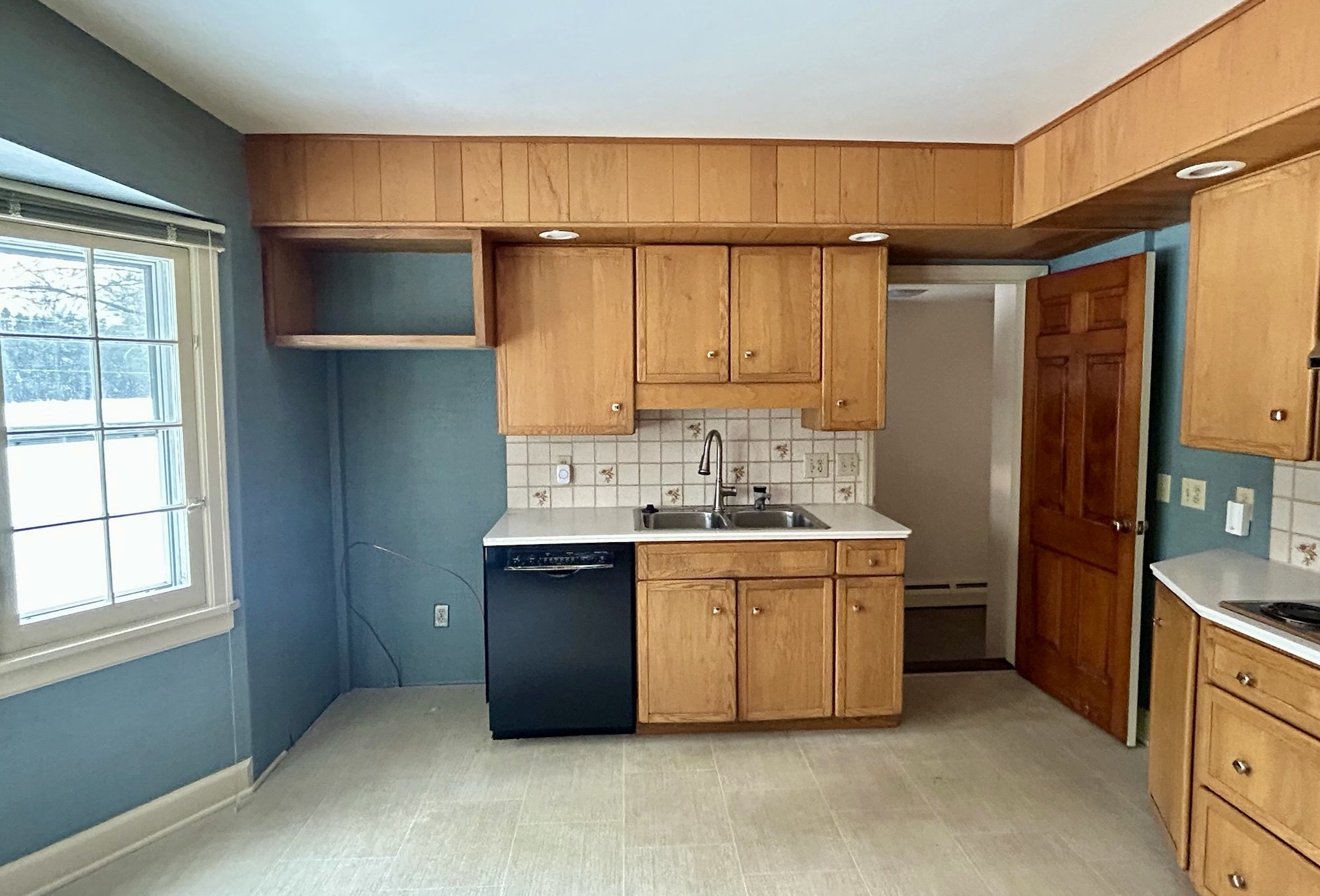 Kitchen - Before