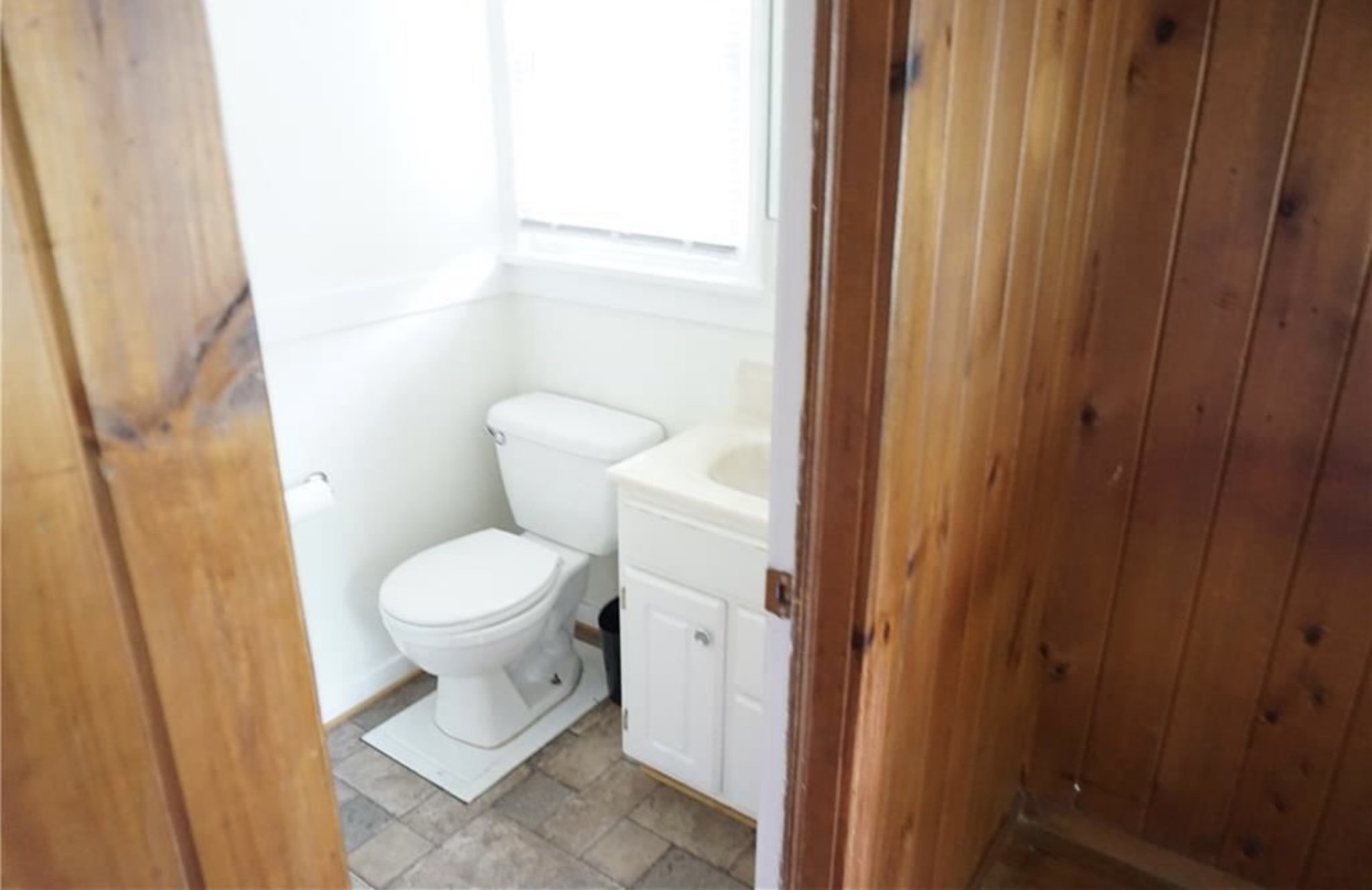 Guest Ensuite - Before 